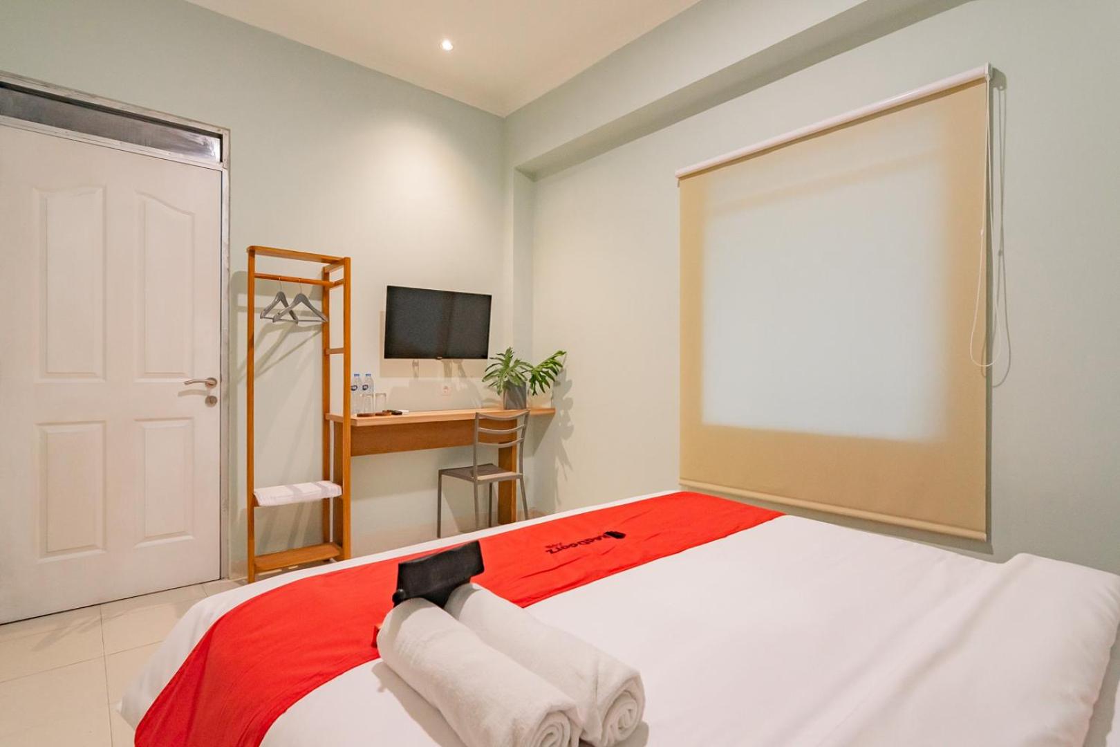 Double Room - Photo 3