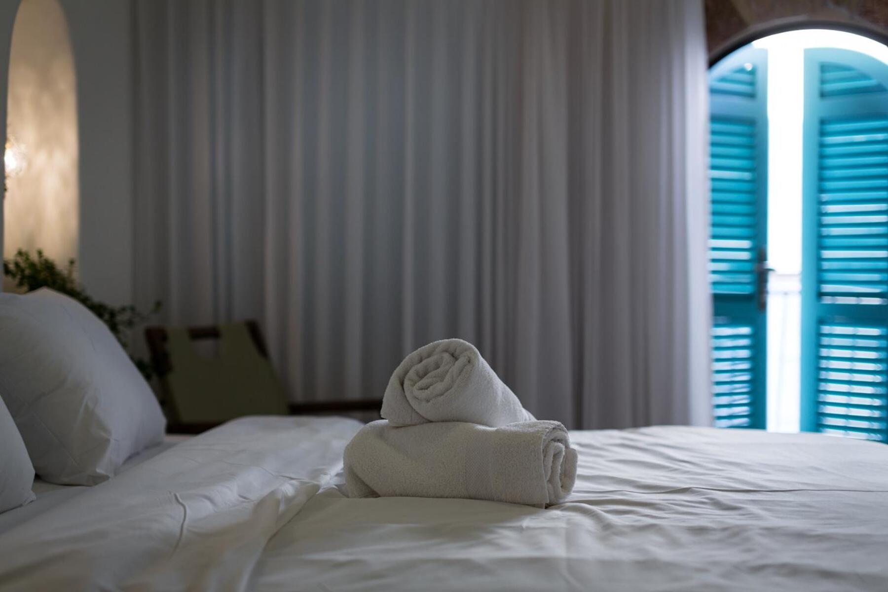 One-Bedroom Apartment - Photo 9