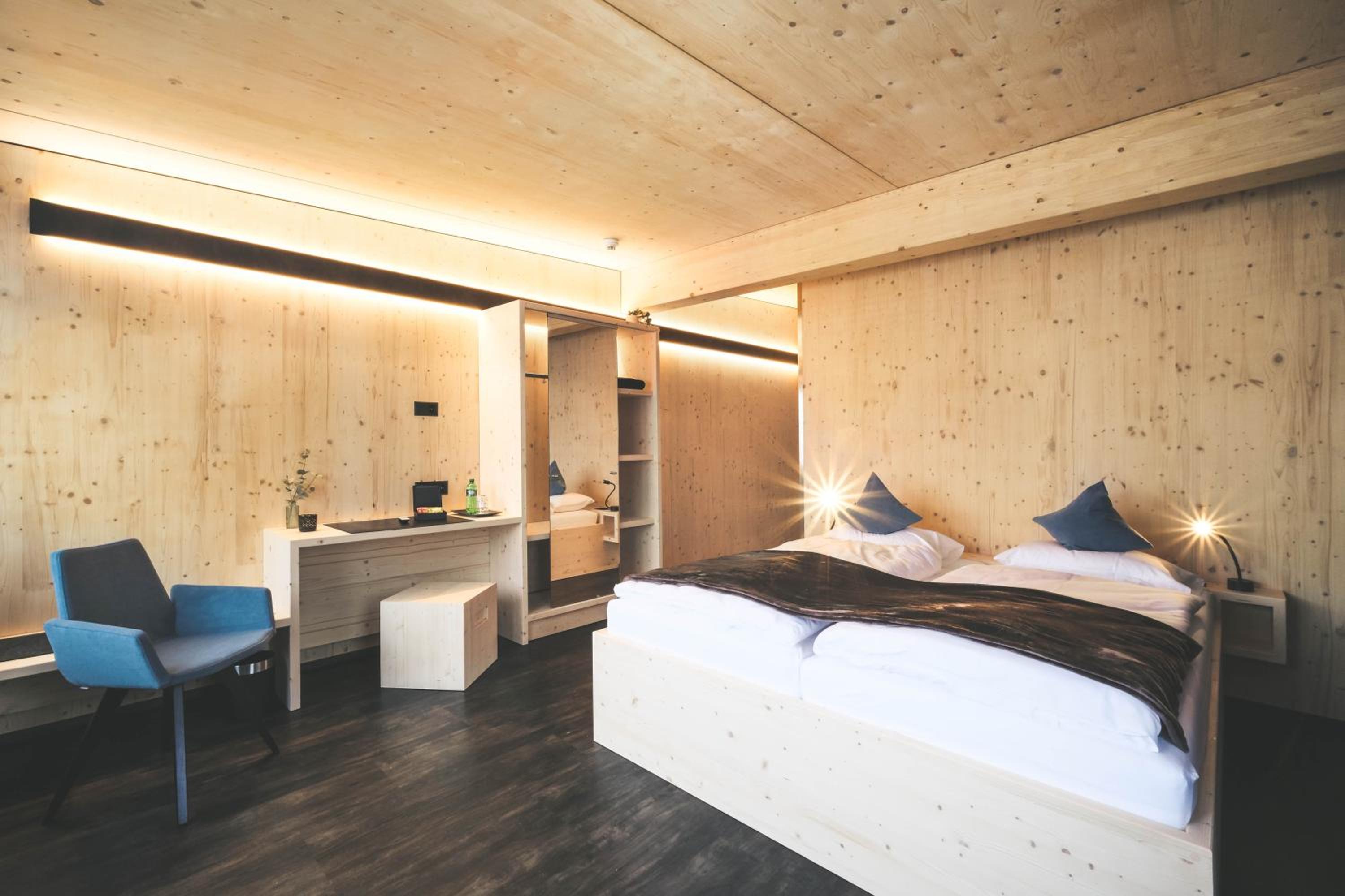 Double Room with Extra Bed - Photo 4