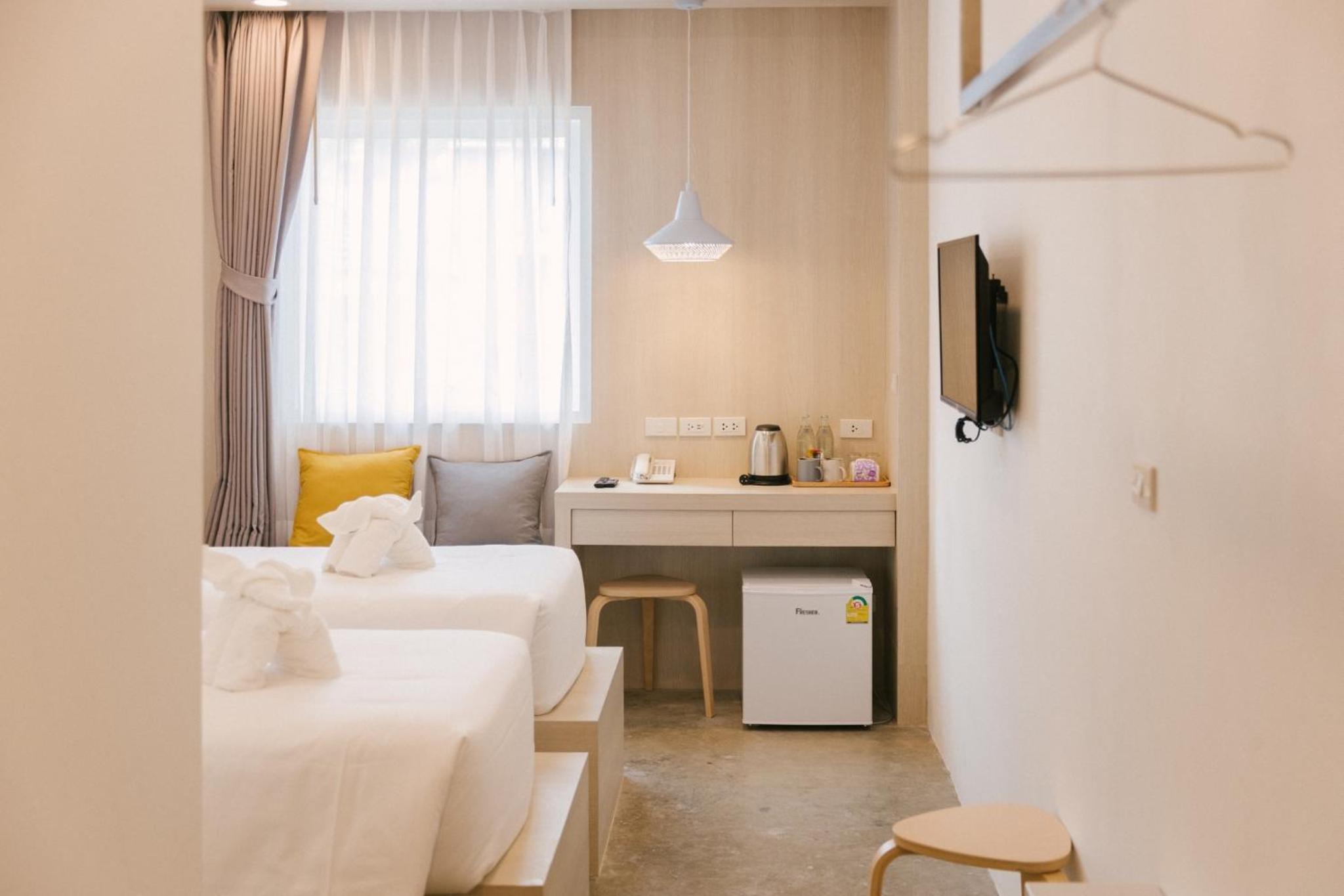 Deluxe Twin Room photo 3