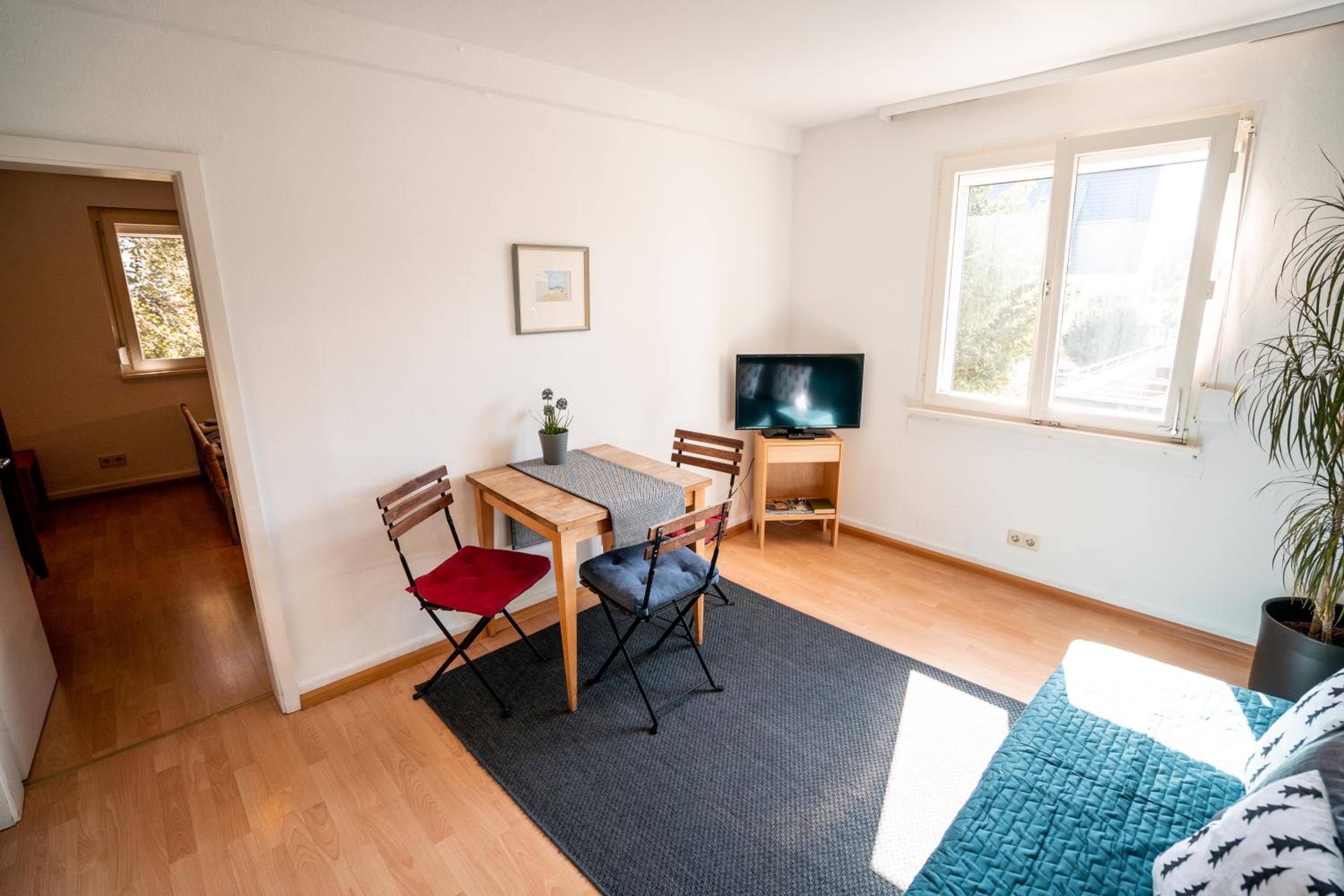 Apartment With Shared Bathroom