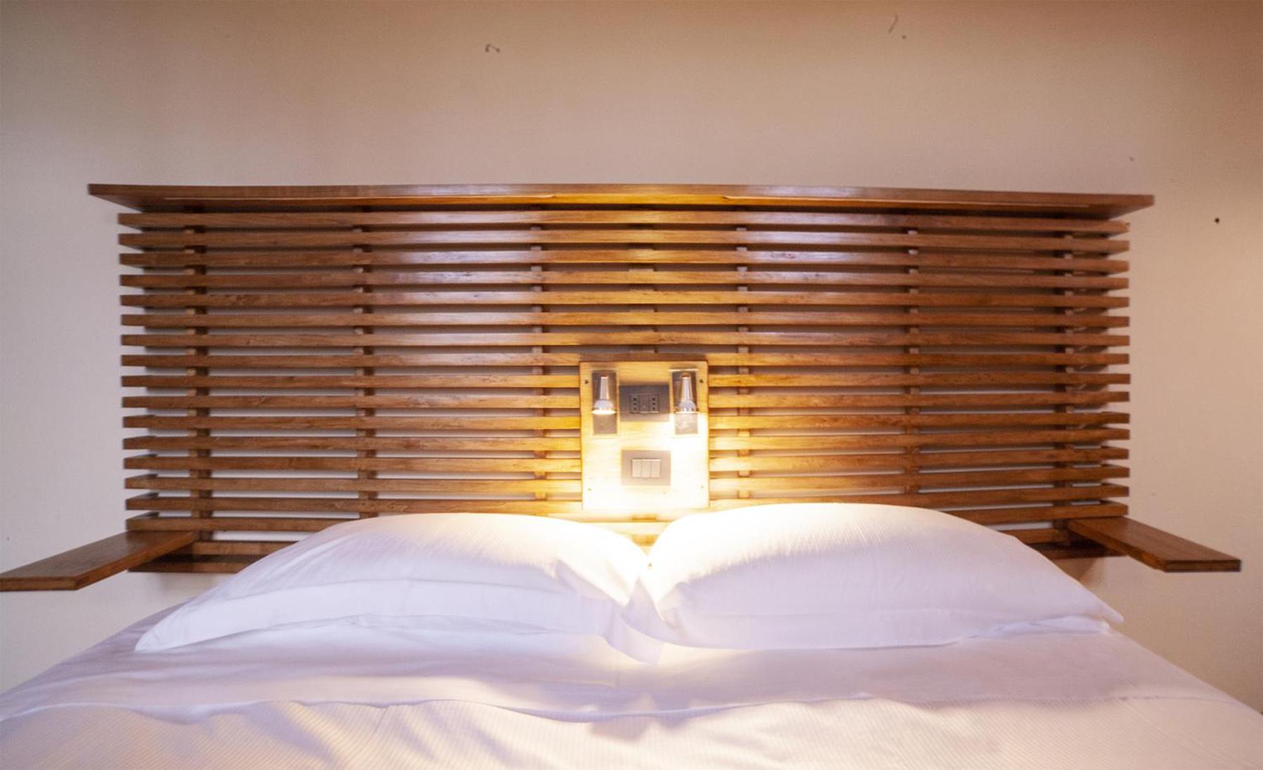 Deluxe Room - Photo 15