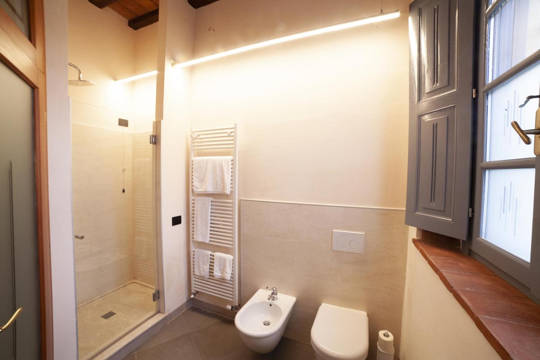 Suite - Photo 7