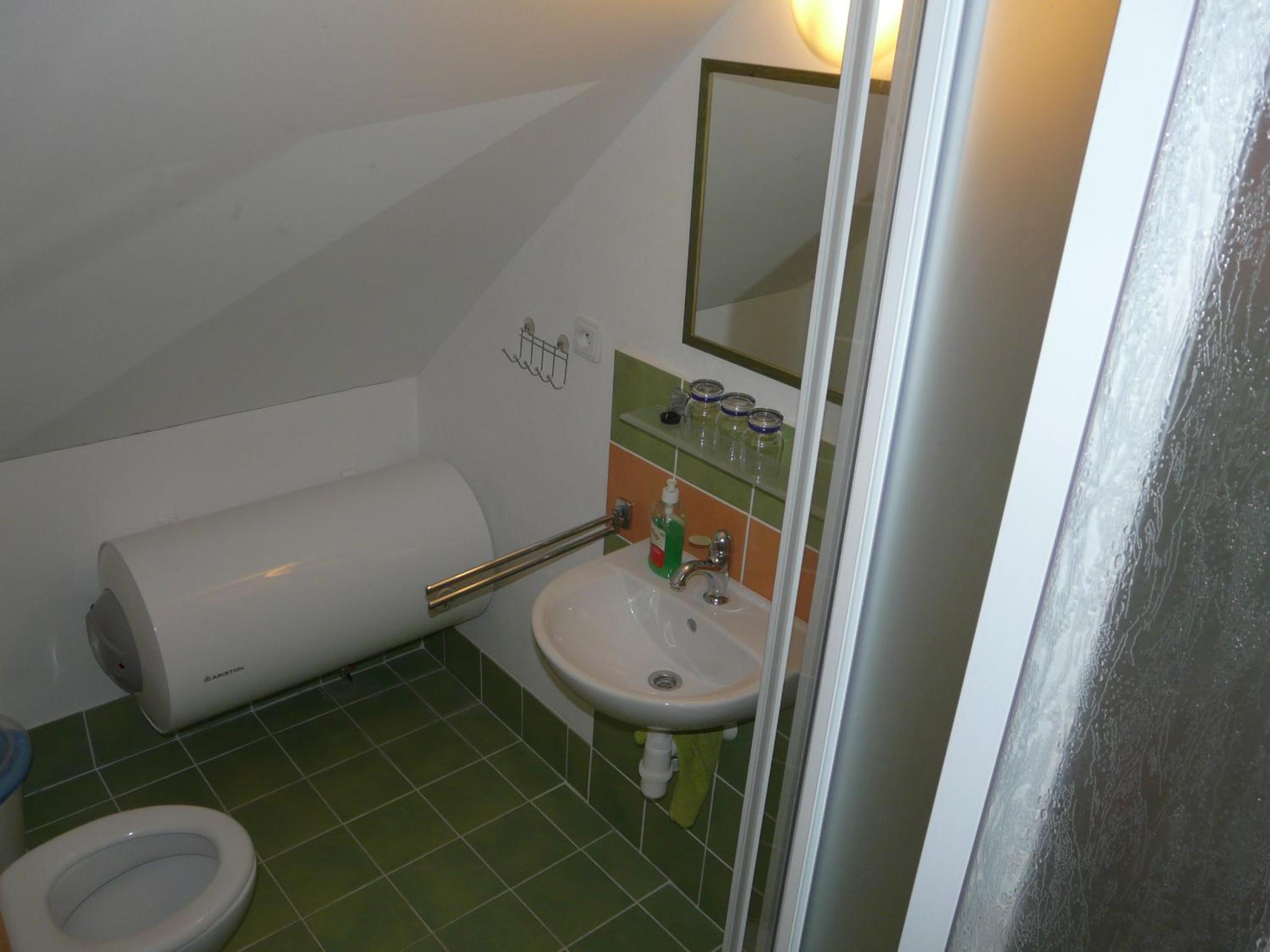 Double or Twin Room - Photo 2