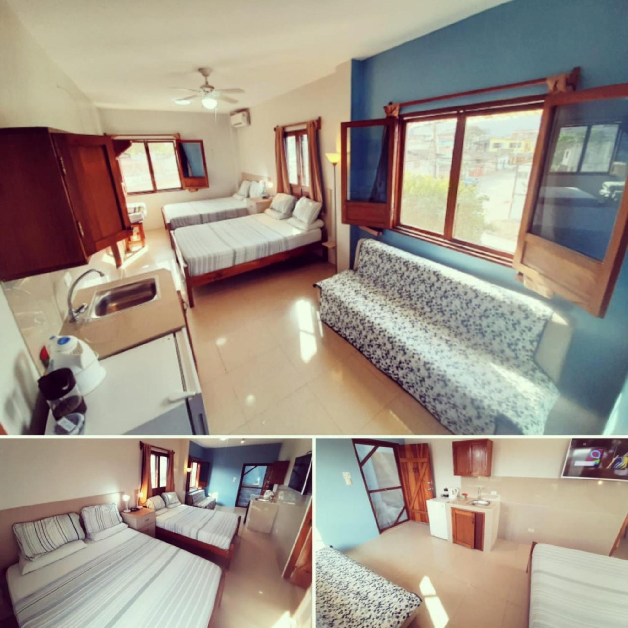 Superior Queen Room with Two Queen Beds photo 2