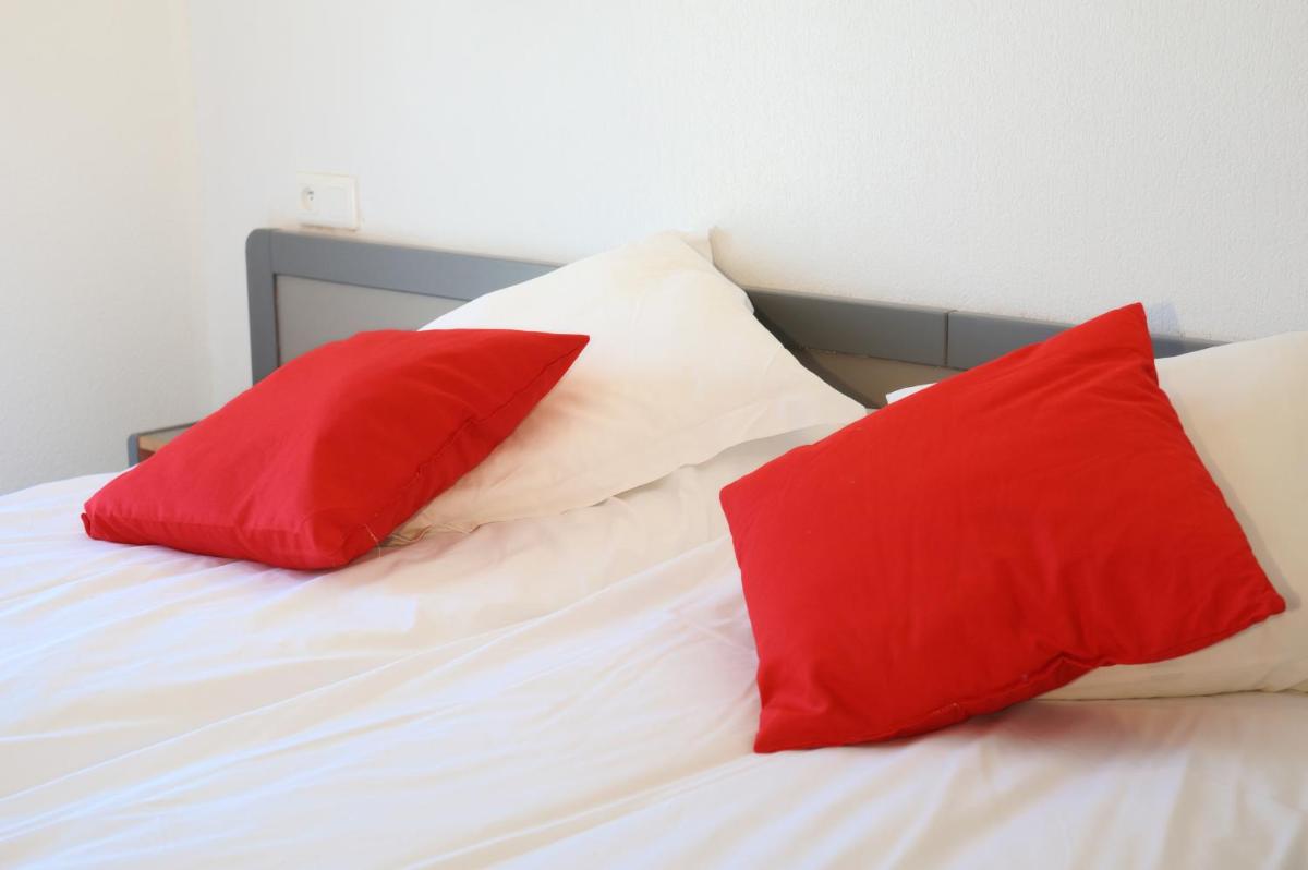 Comfort Triple Room - Courtyard side photo 3
