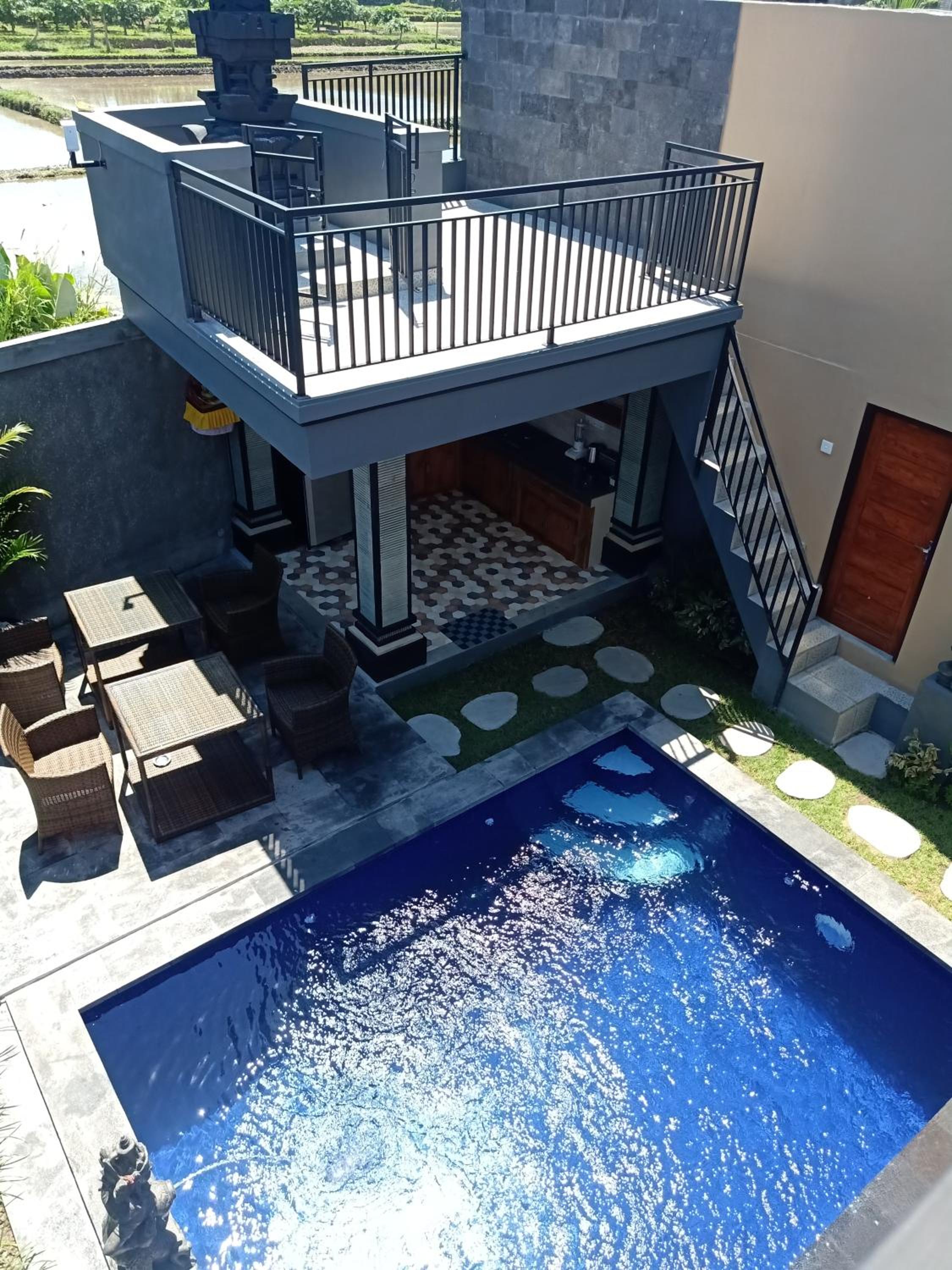 Villa with Private Pool - Photo 23