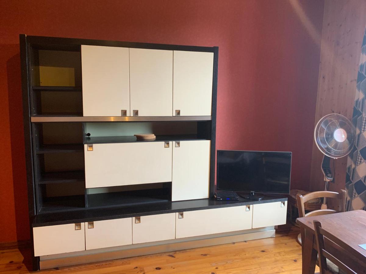 Apartment with Garden View - Photo 3