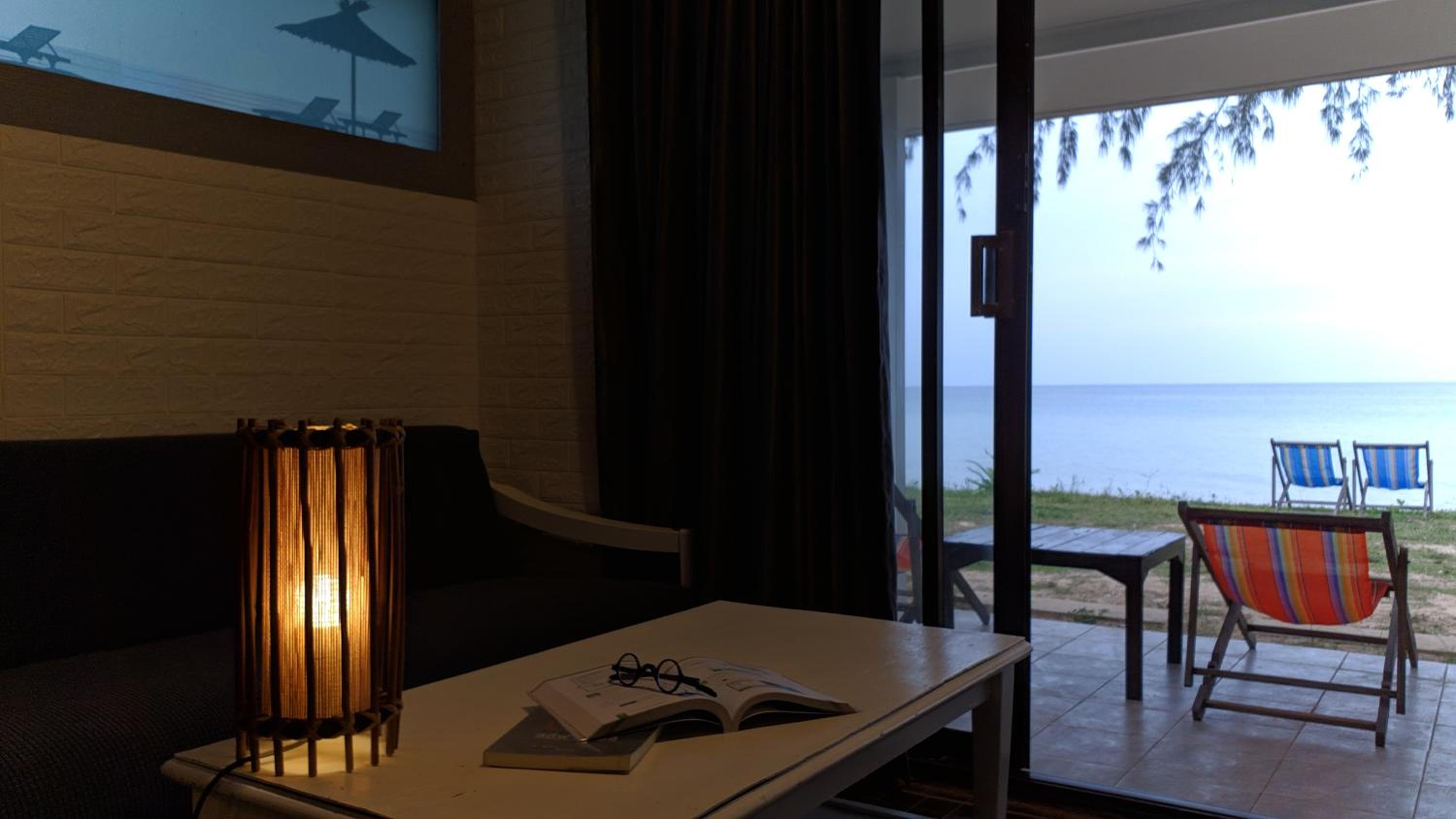 Bungalow with Sea View
