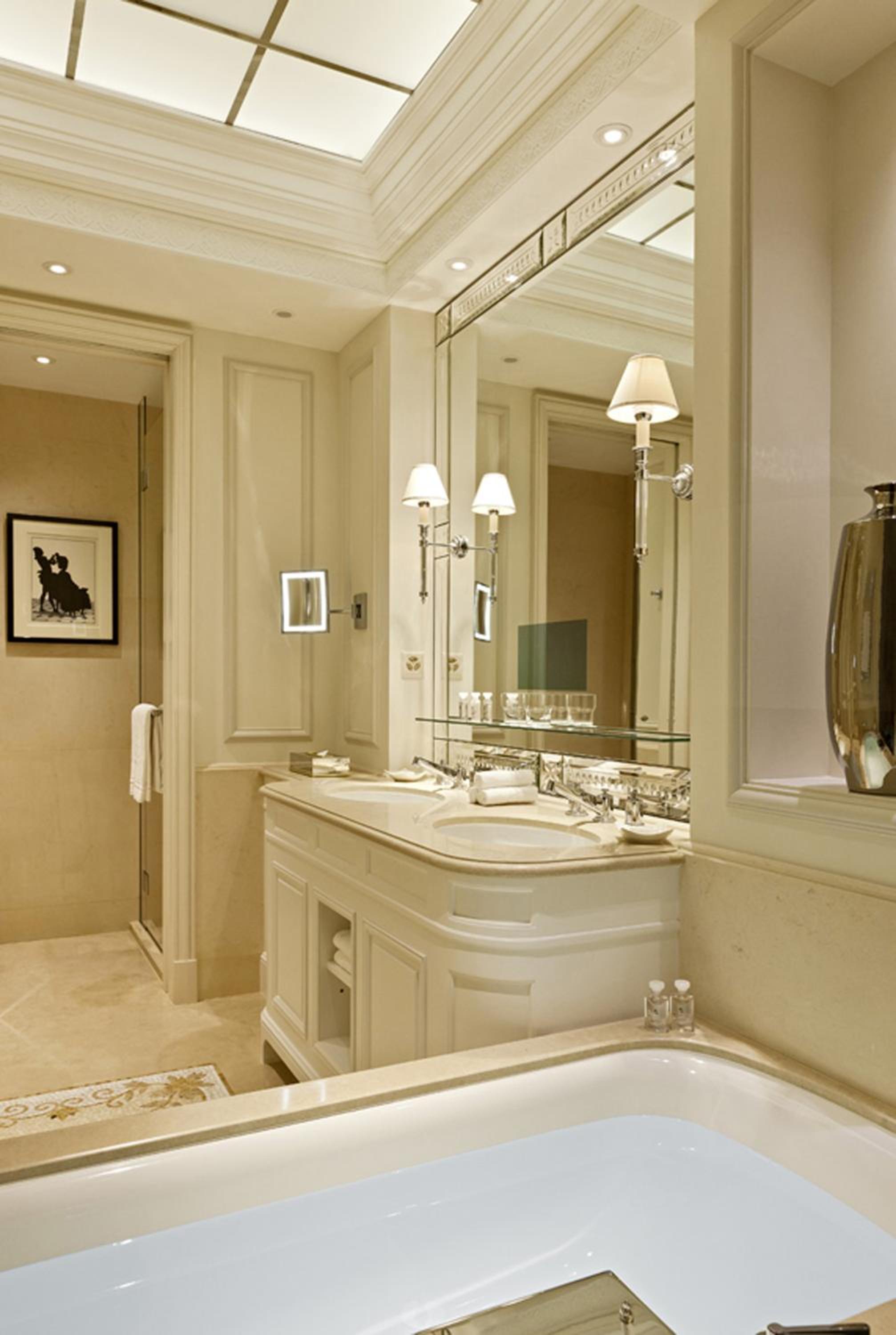 Junior Suite with Balcony photo 2