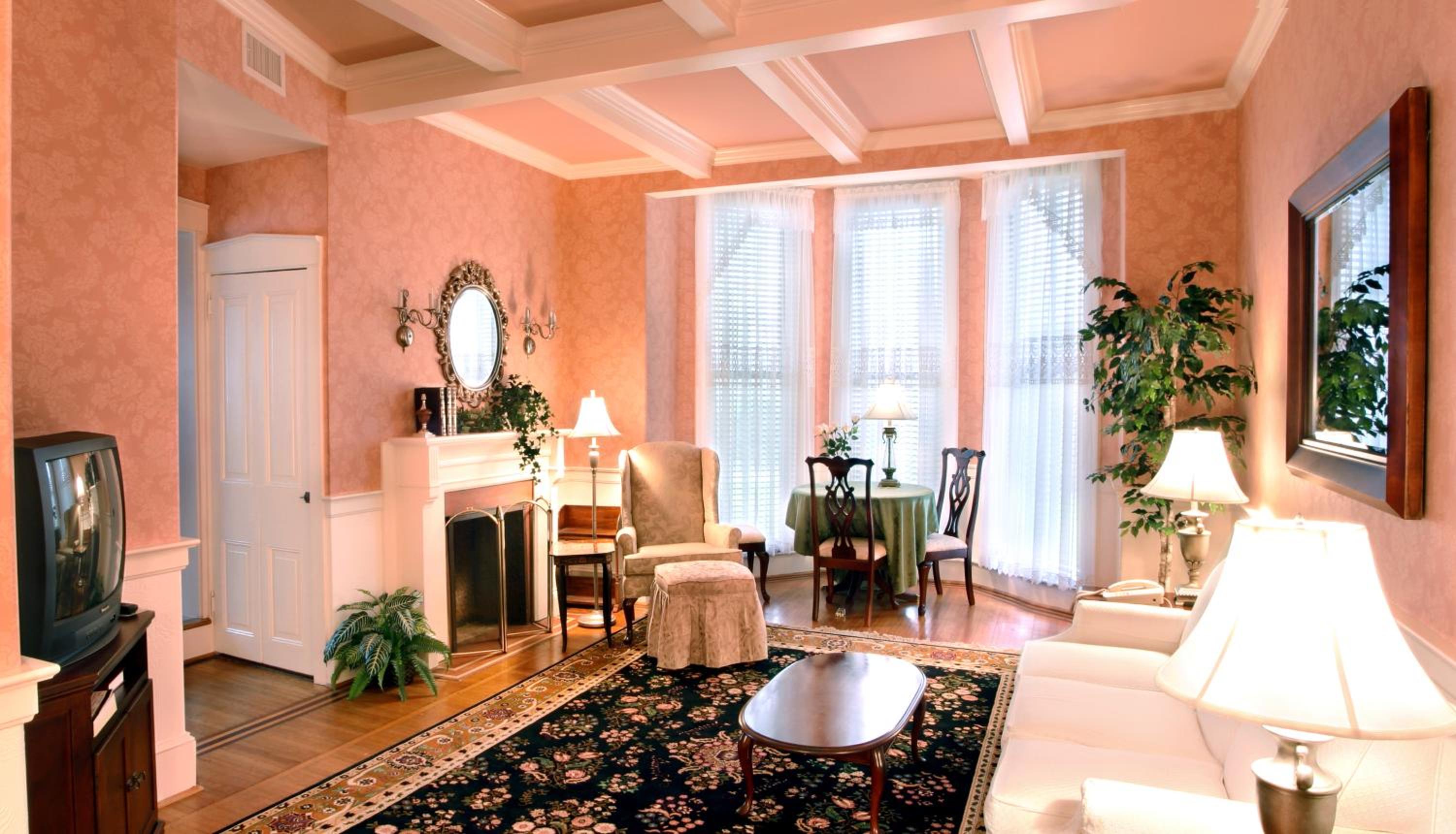One Bedroom Suite 