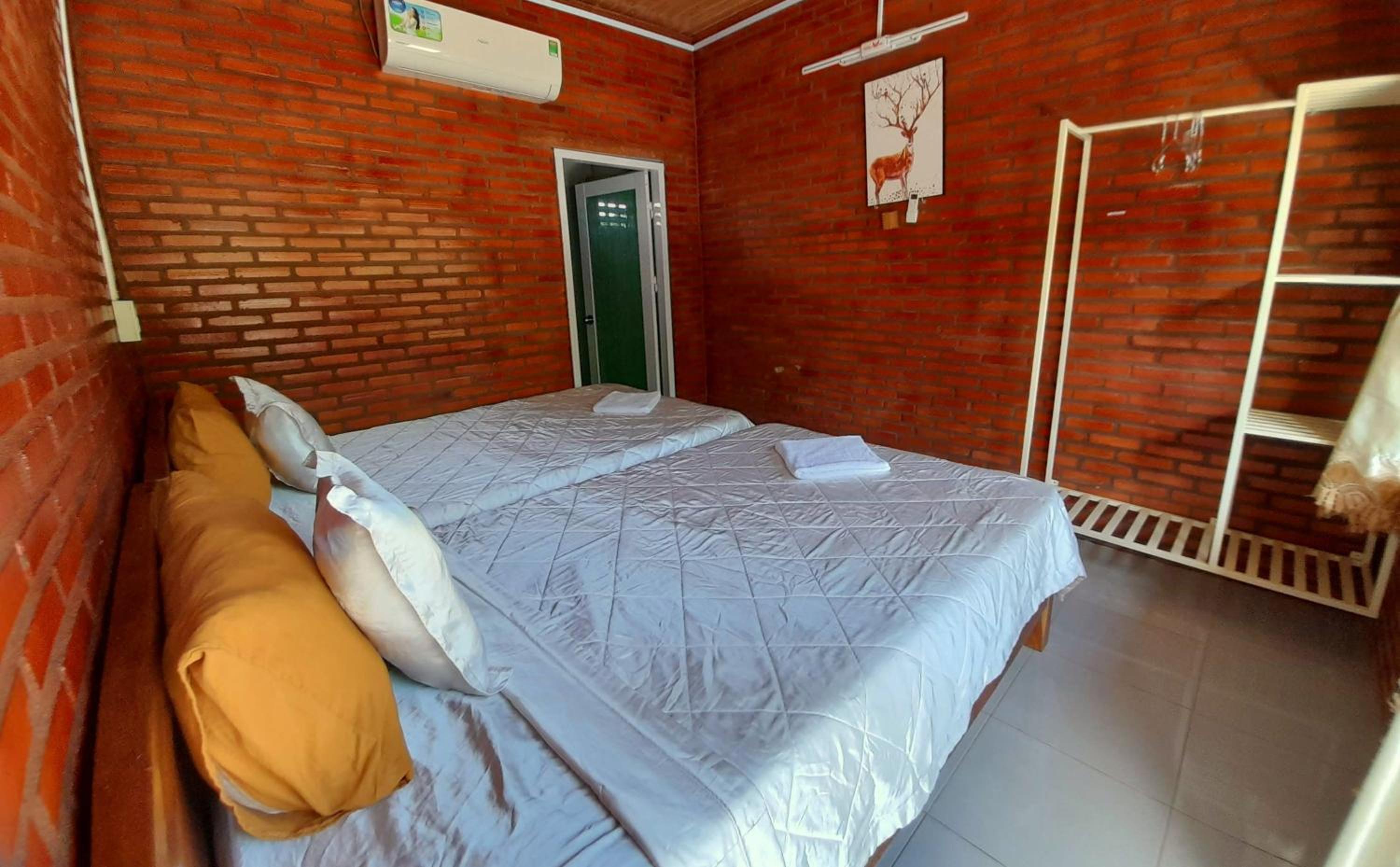 Standard Twin Room with Garden View photo 1