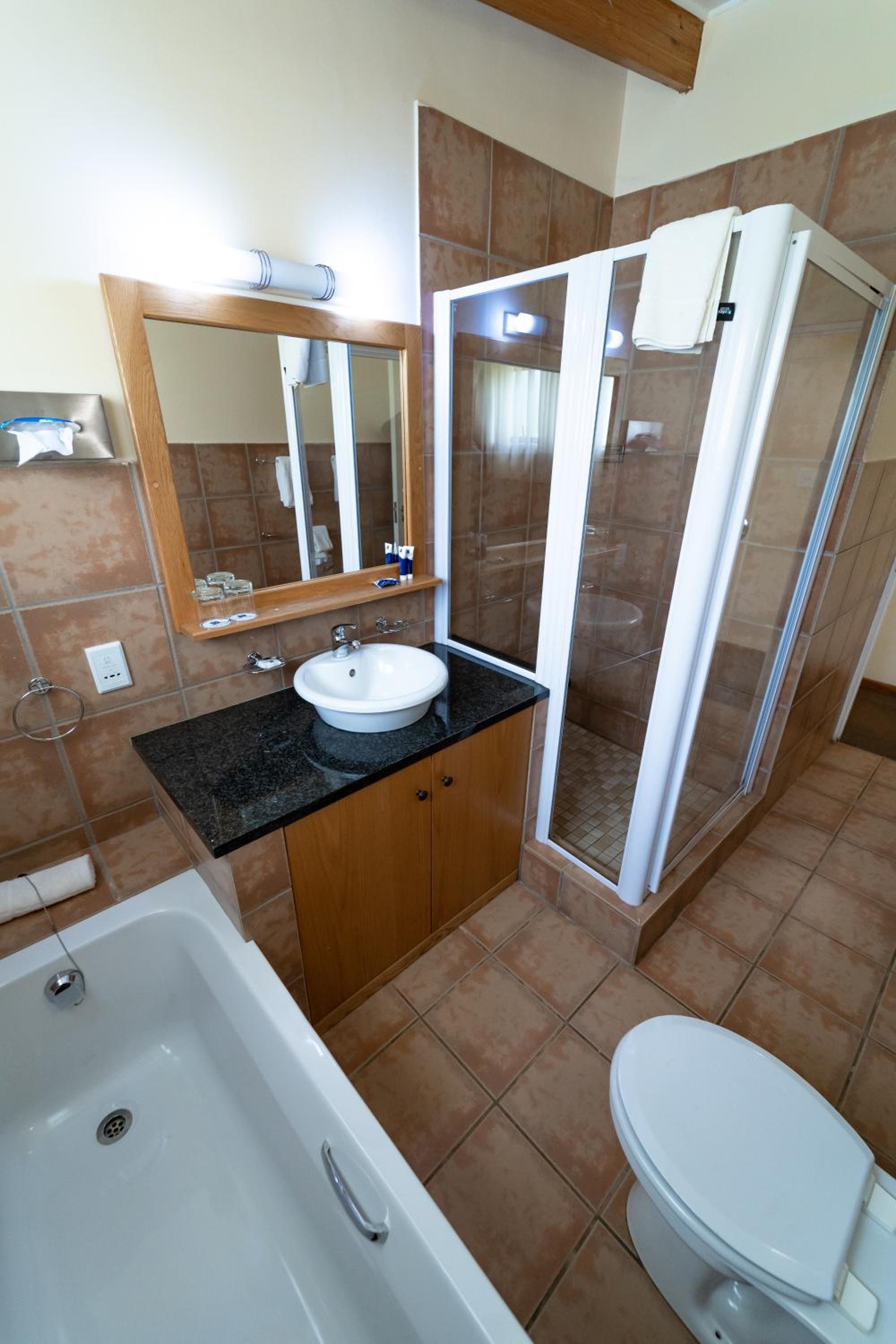 Superior Double Room (Hotel Room)  photo 3