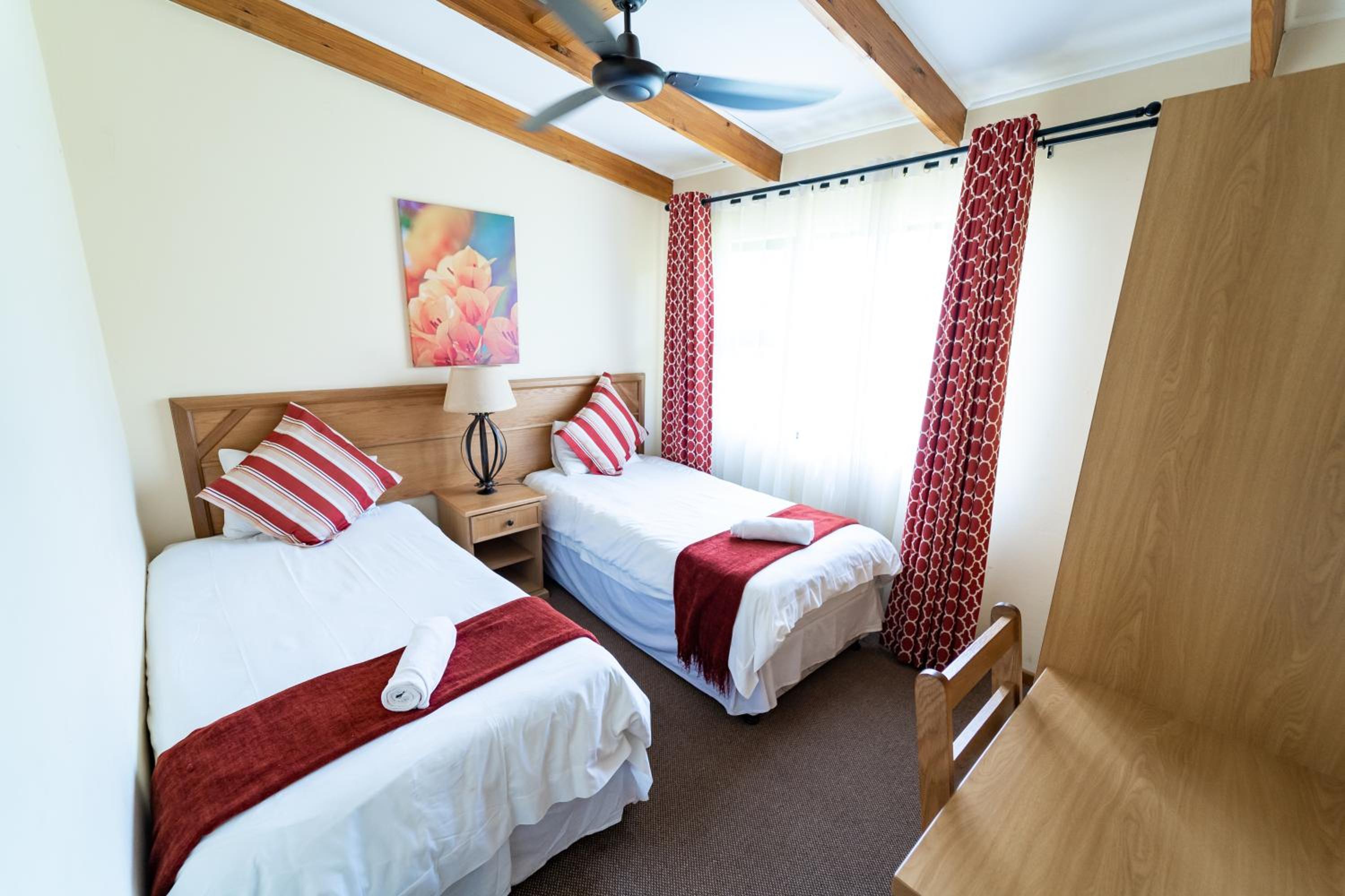 Two Bedroom Self Catering Chalet  photo 3
