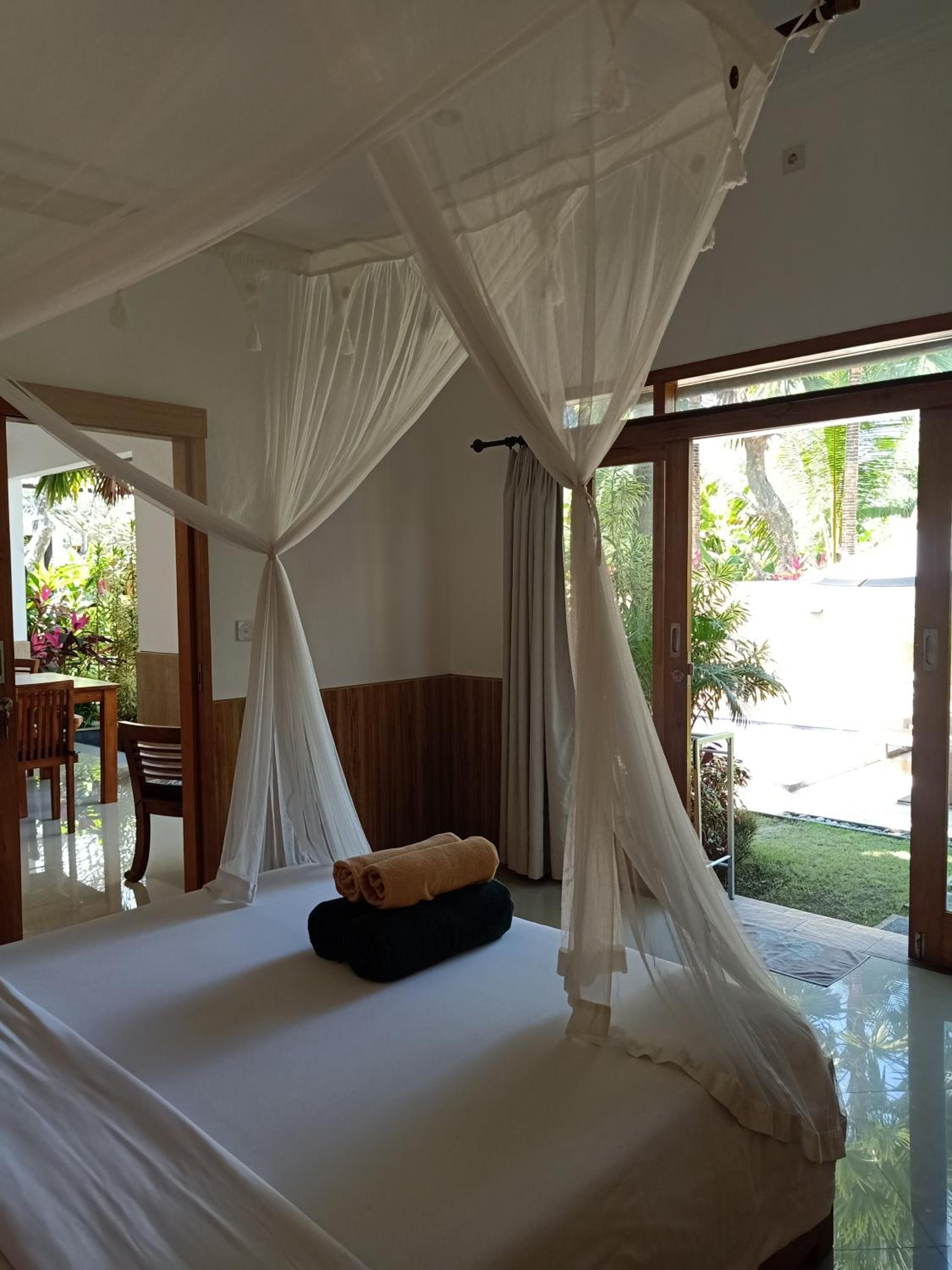 Two-Bedroom Villa - Photo 14