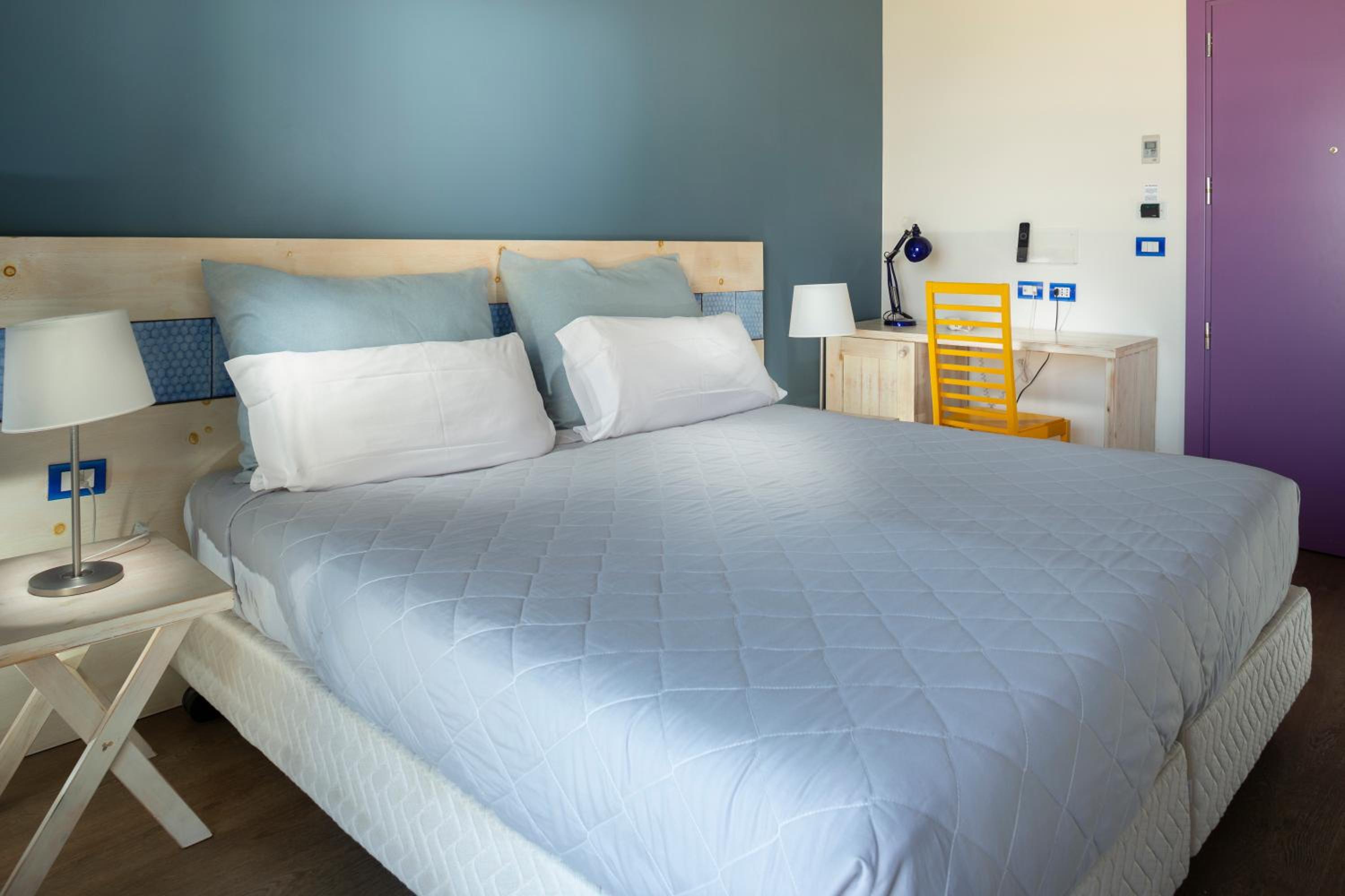 Double Room with Balcony and Sea View - Photo 4