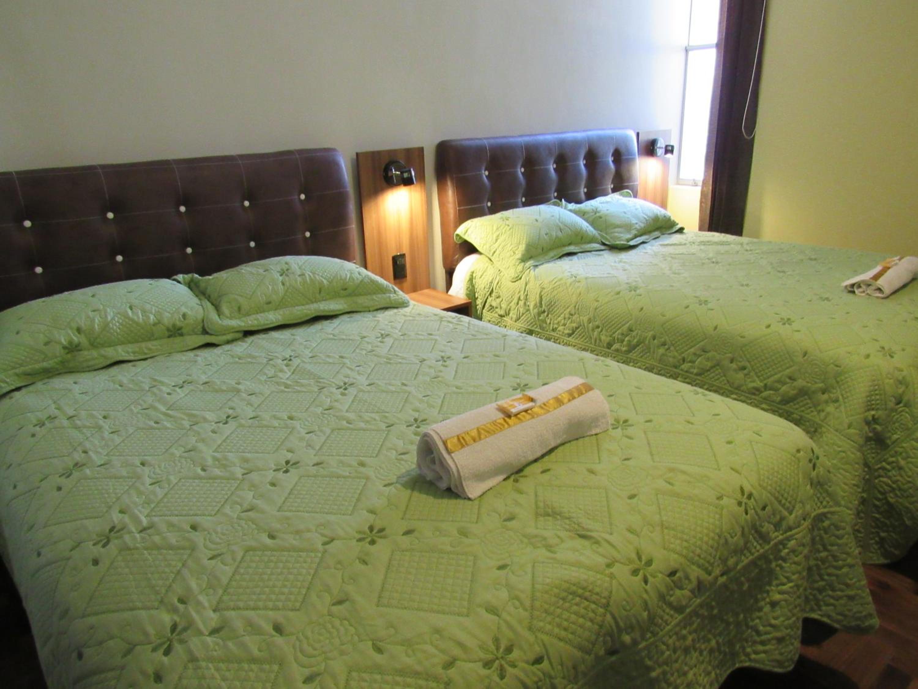 Twin Room with Private Bathroom photo 3
