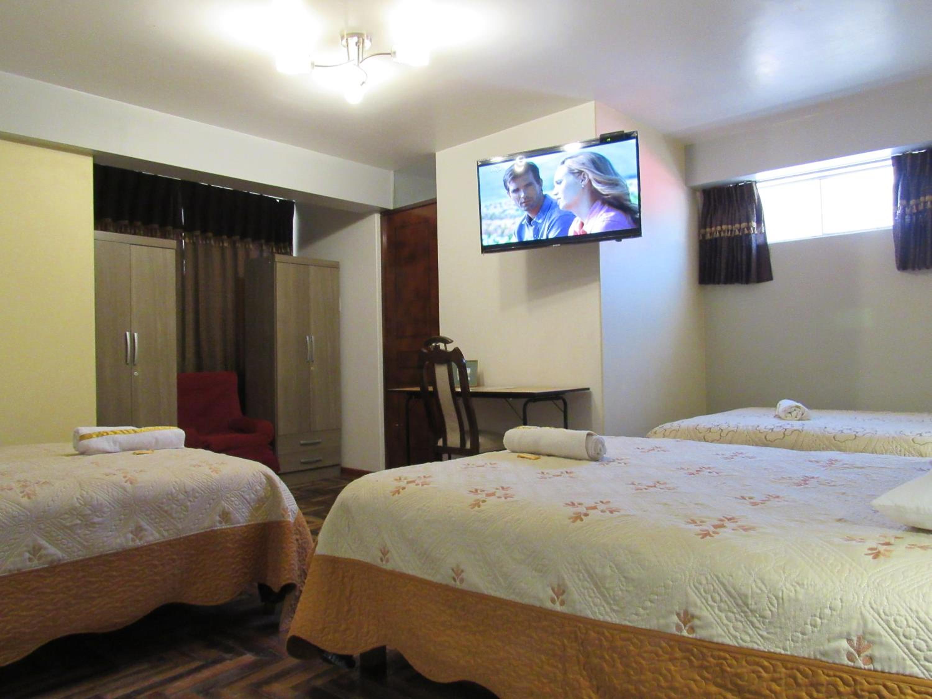 Triple Room with Private Bathroom photo 3