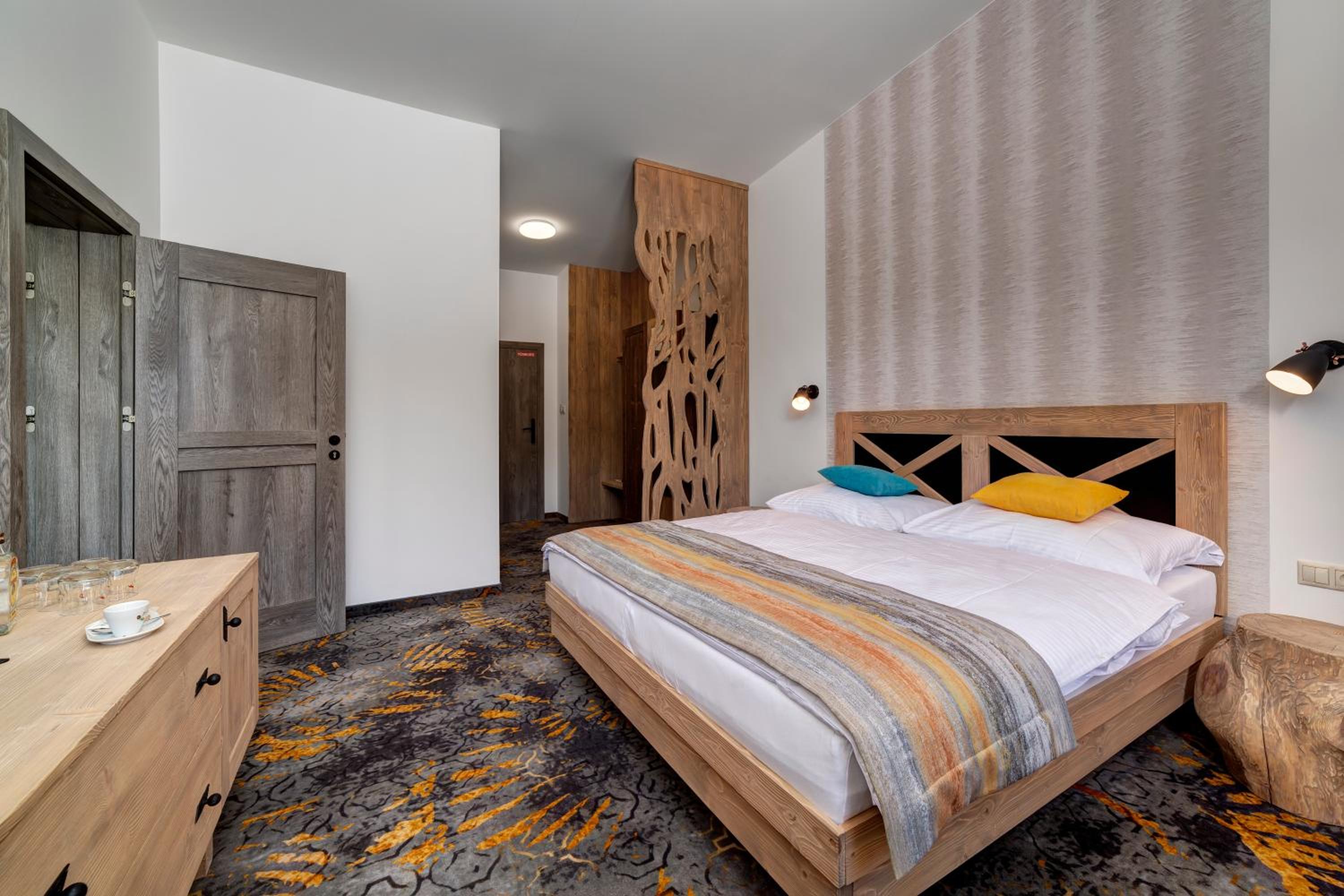 Double Room - Photo 6