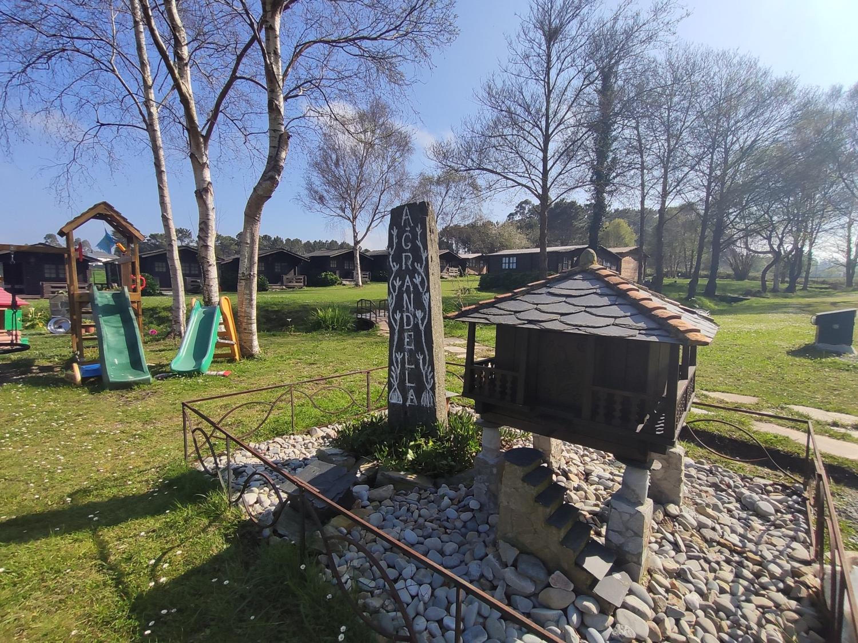 Bungalow - Photo 13