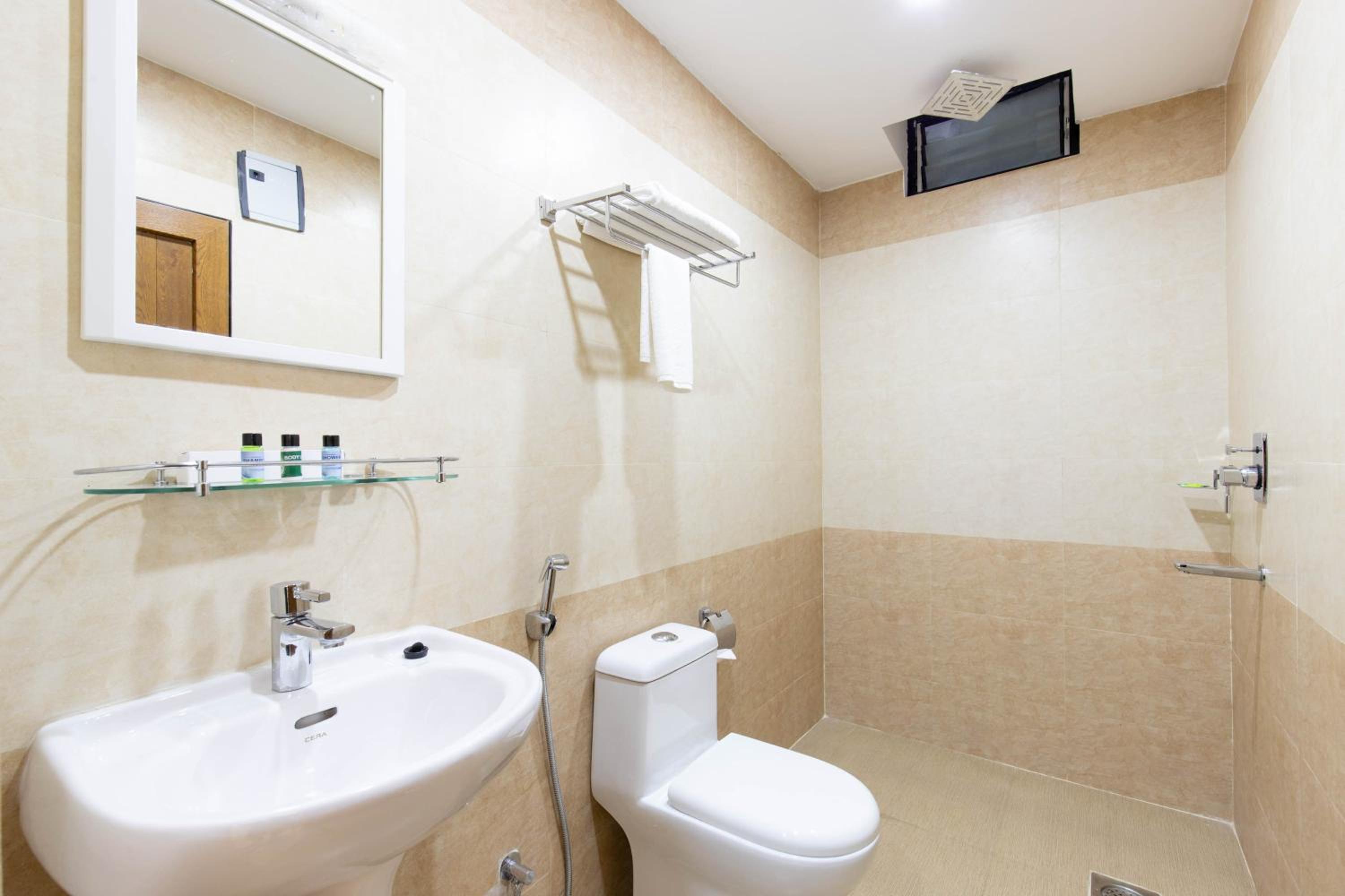 Family Suite - Photo 6