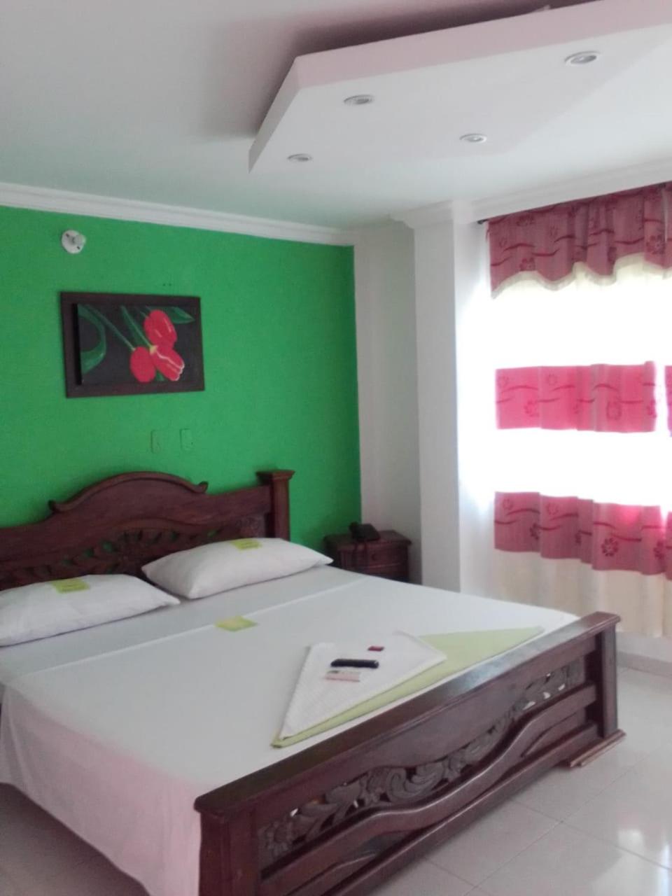 Deluxe King Room photo 2