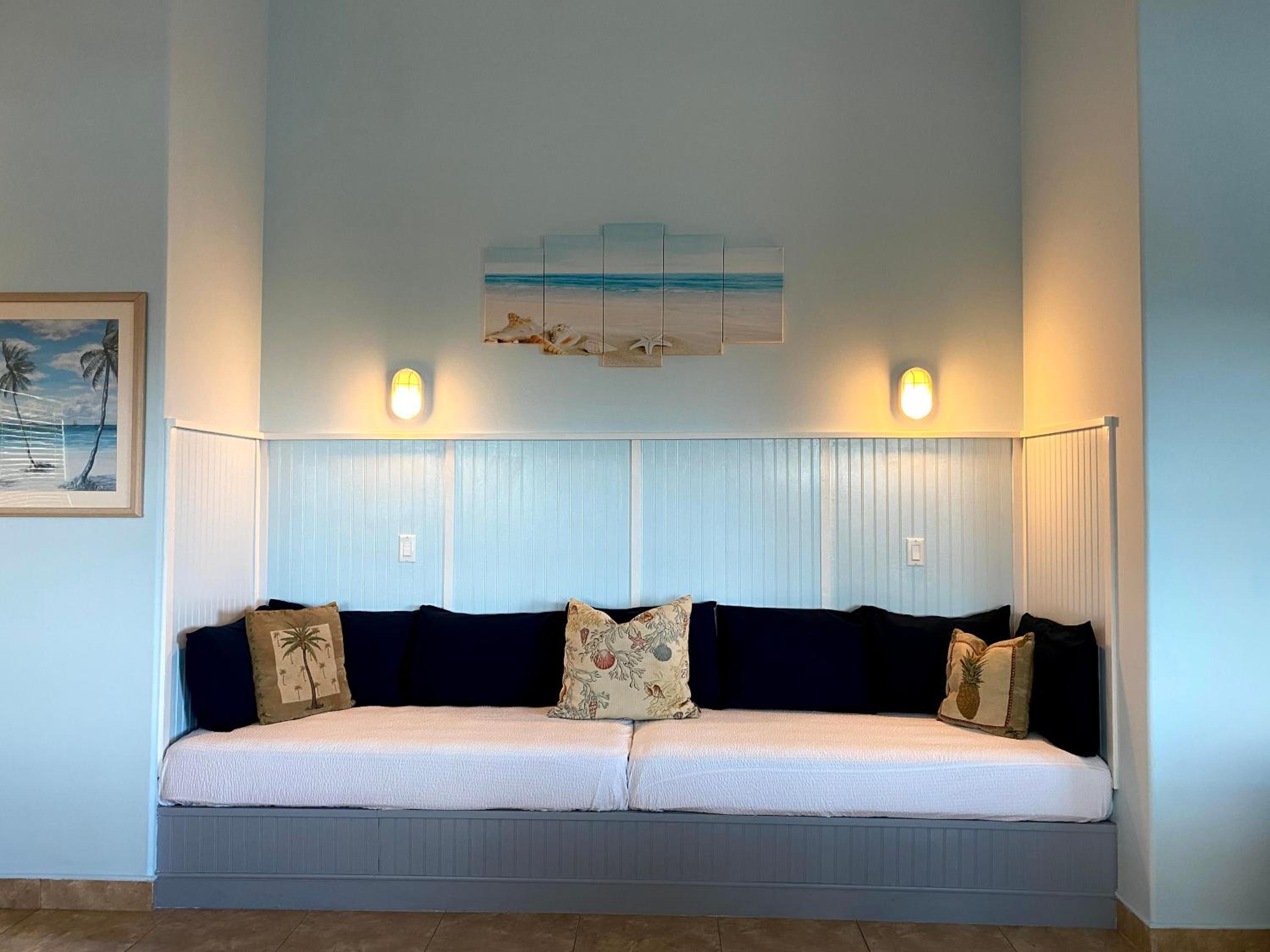 Hillside - Two Bedroom Villa - Ocean View
