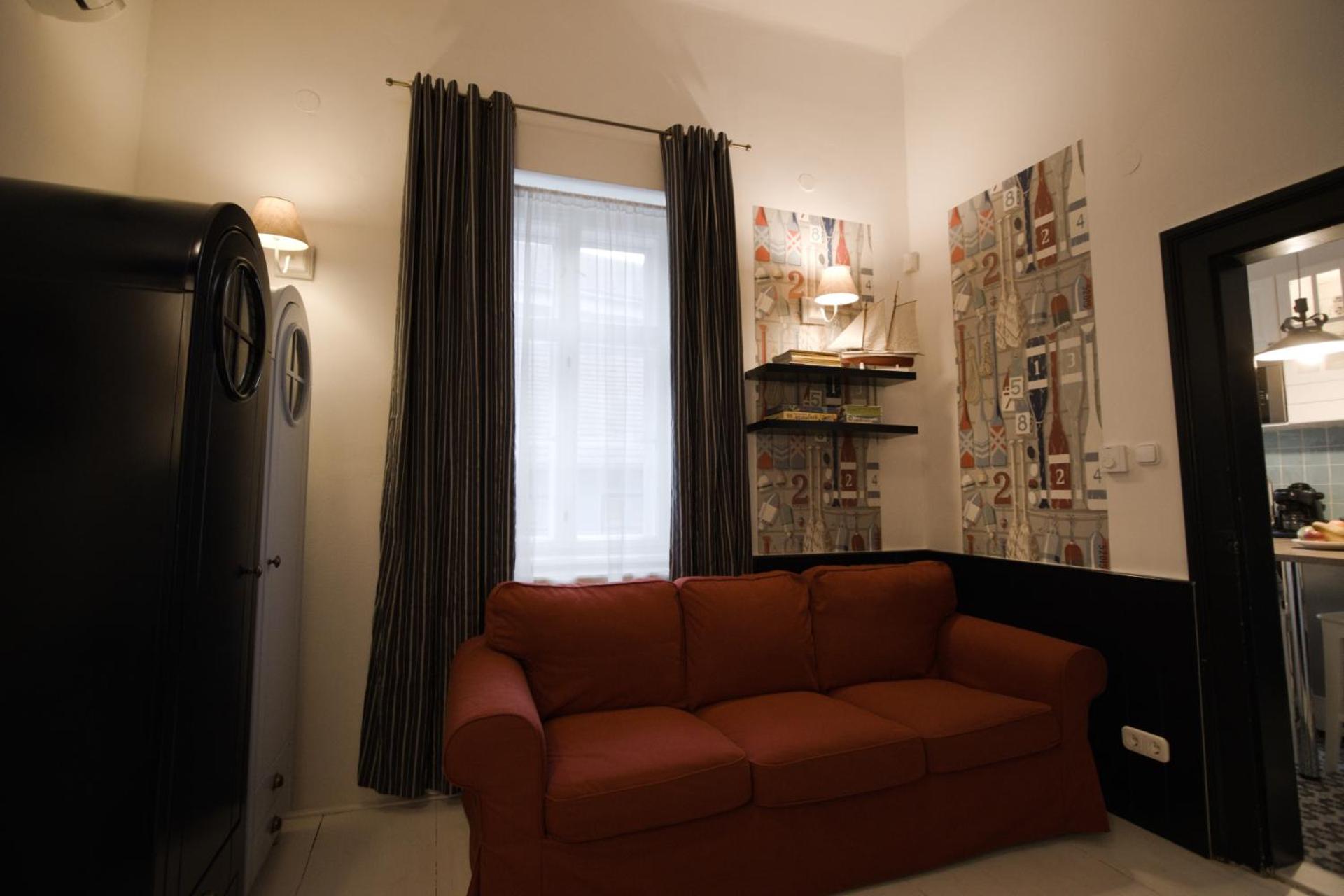 One-Bedroom House photo 3