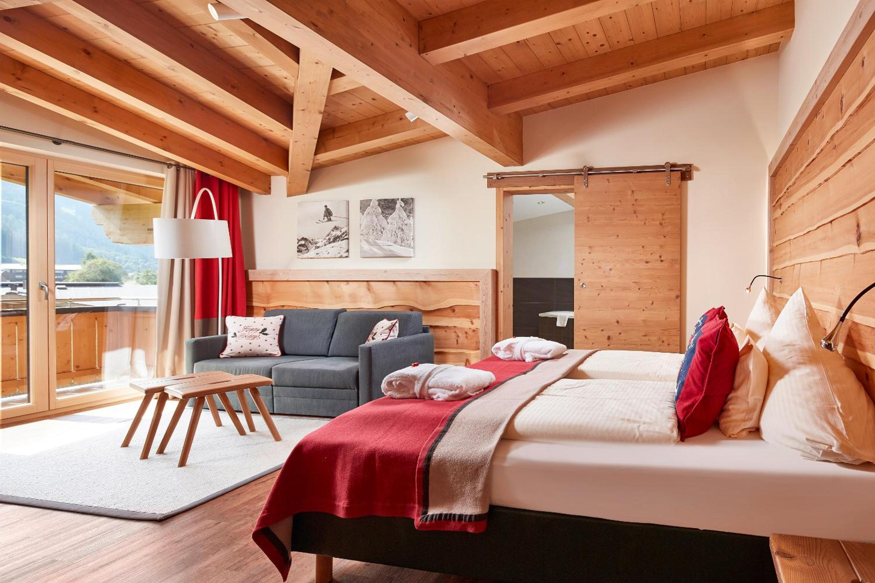 Family Suite with Balcony photo 1