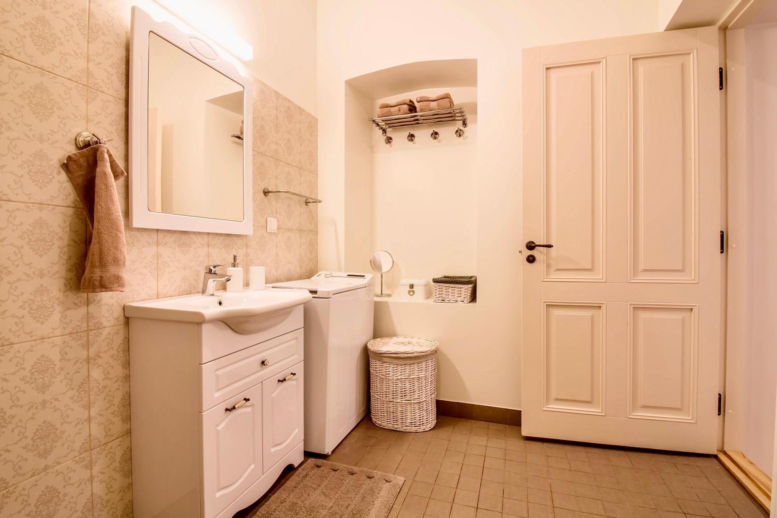 Apartment - Ground Floor - Photo 5