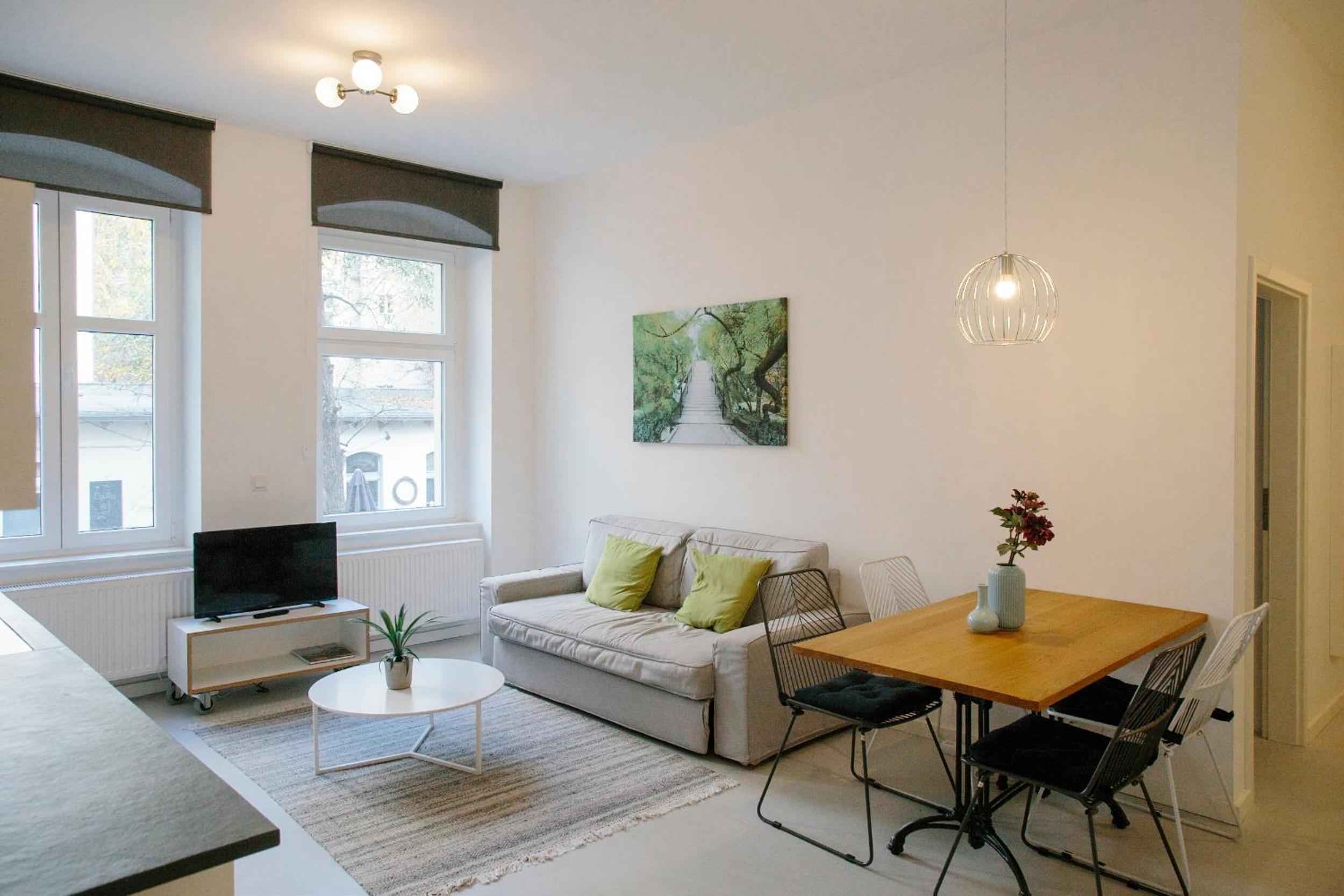 Apartment photo 1