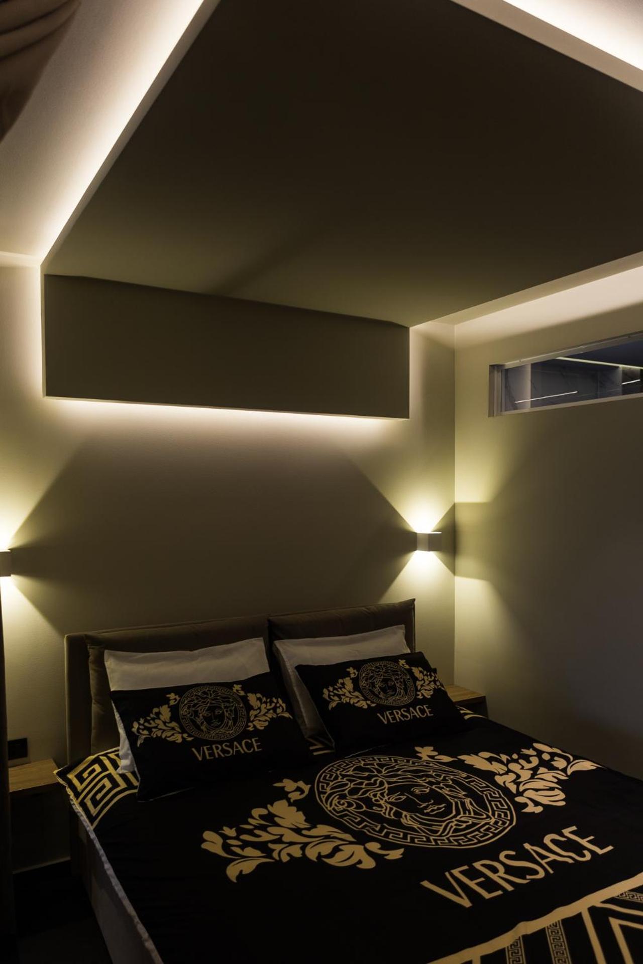 One-Bedroom Apartment - Photo 3