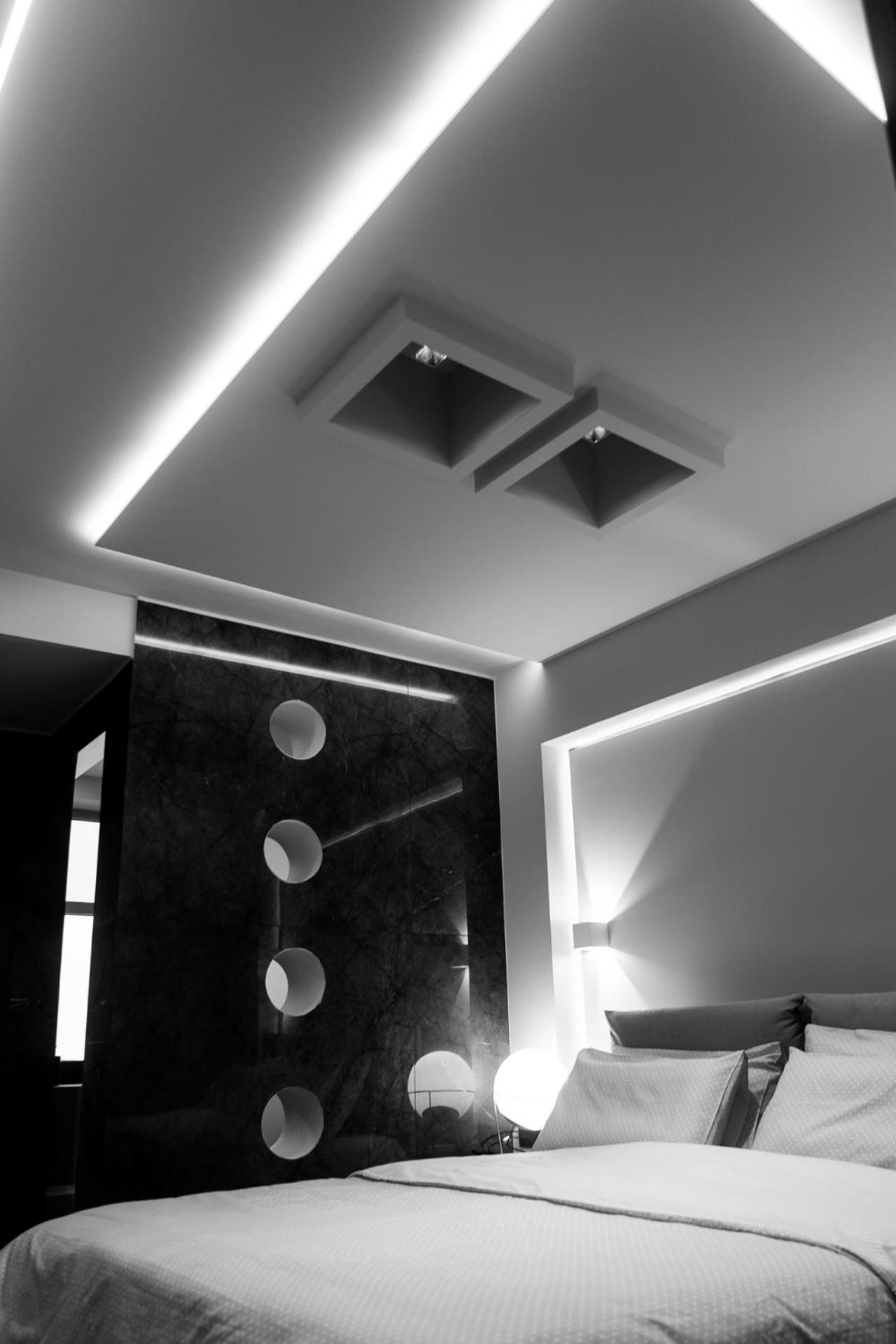 Two-Bedroom Apartment - Photo 8