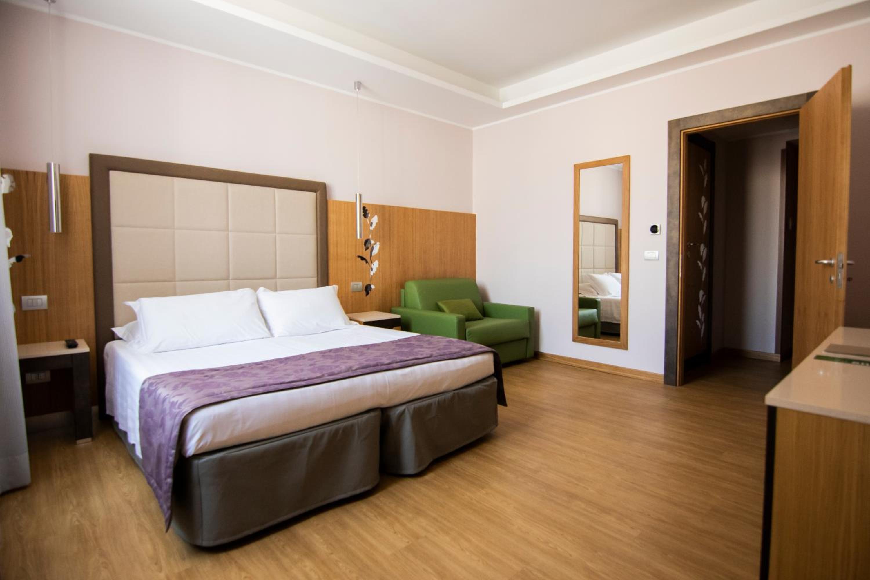 Triple Room with View