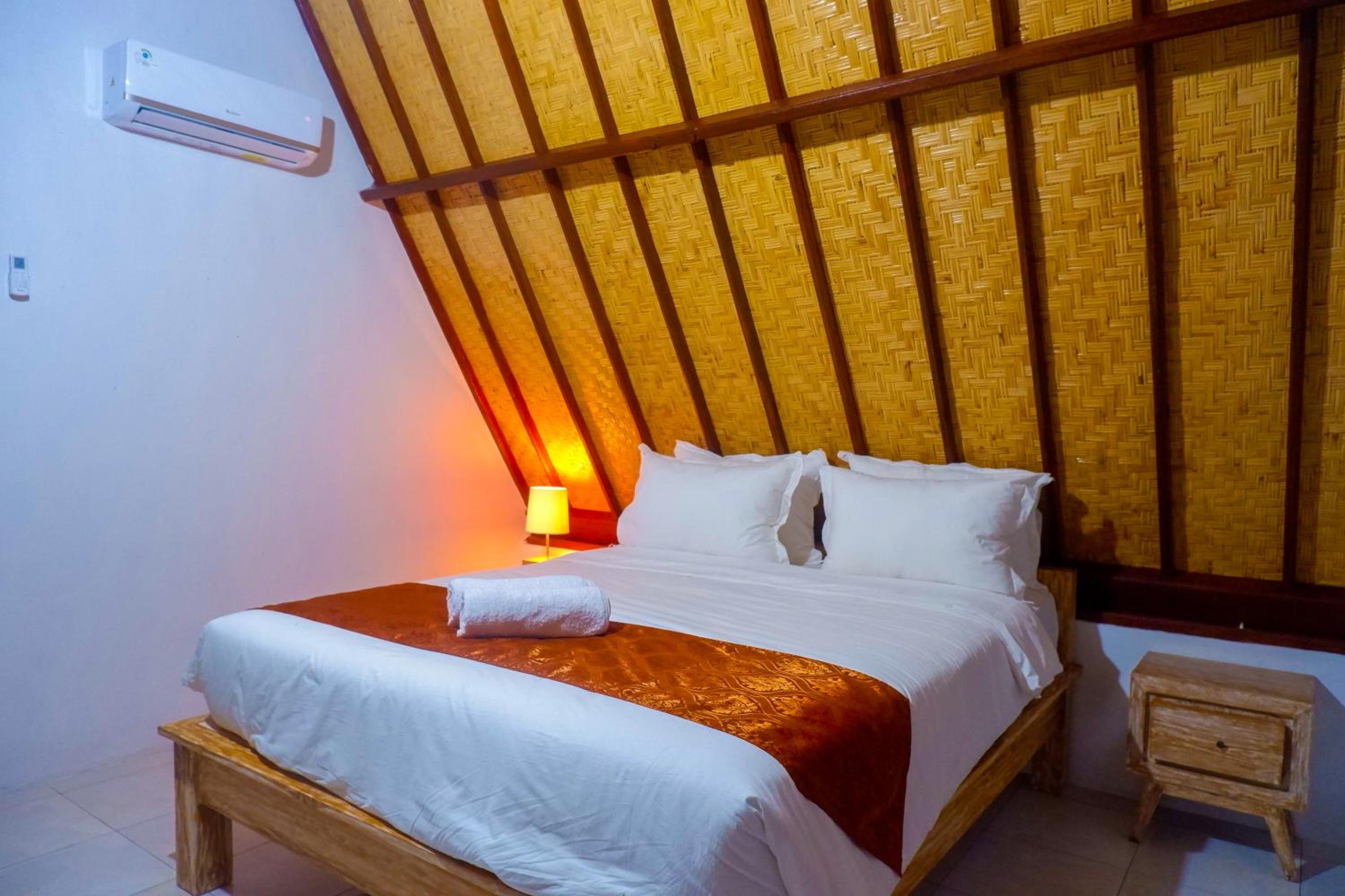 Double Room with Balcony and Sea View photo 3