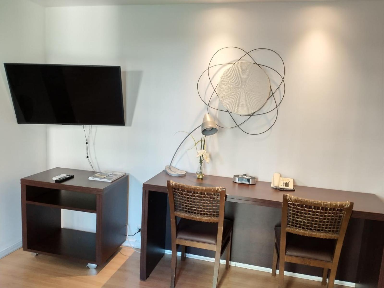One-Bedroom Apartment - Photo 23