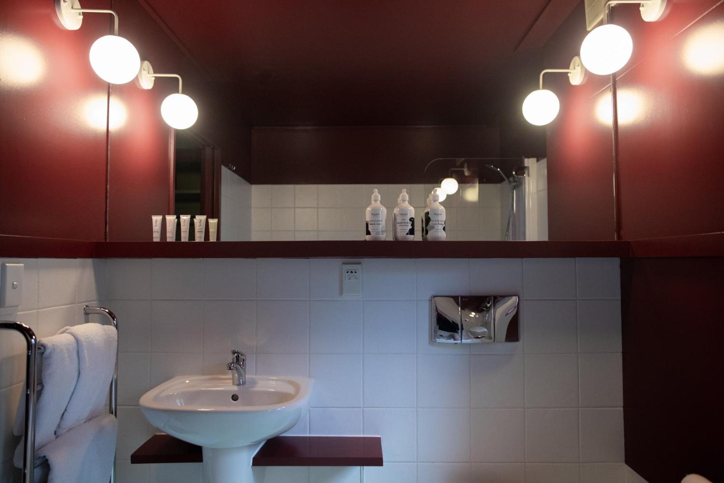 Junior Suite thumbnail 6