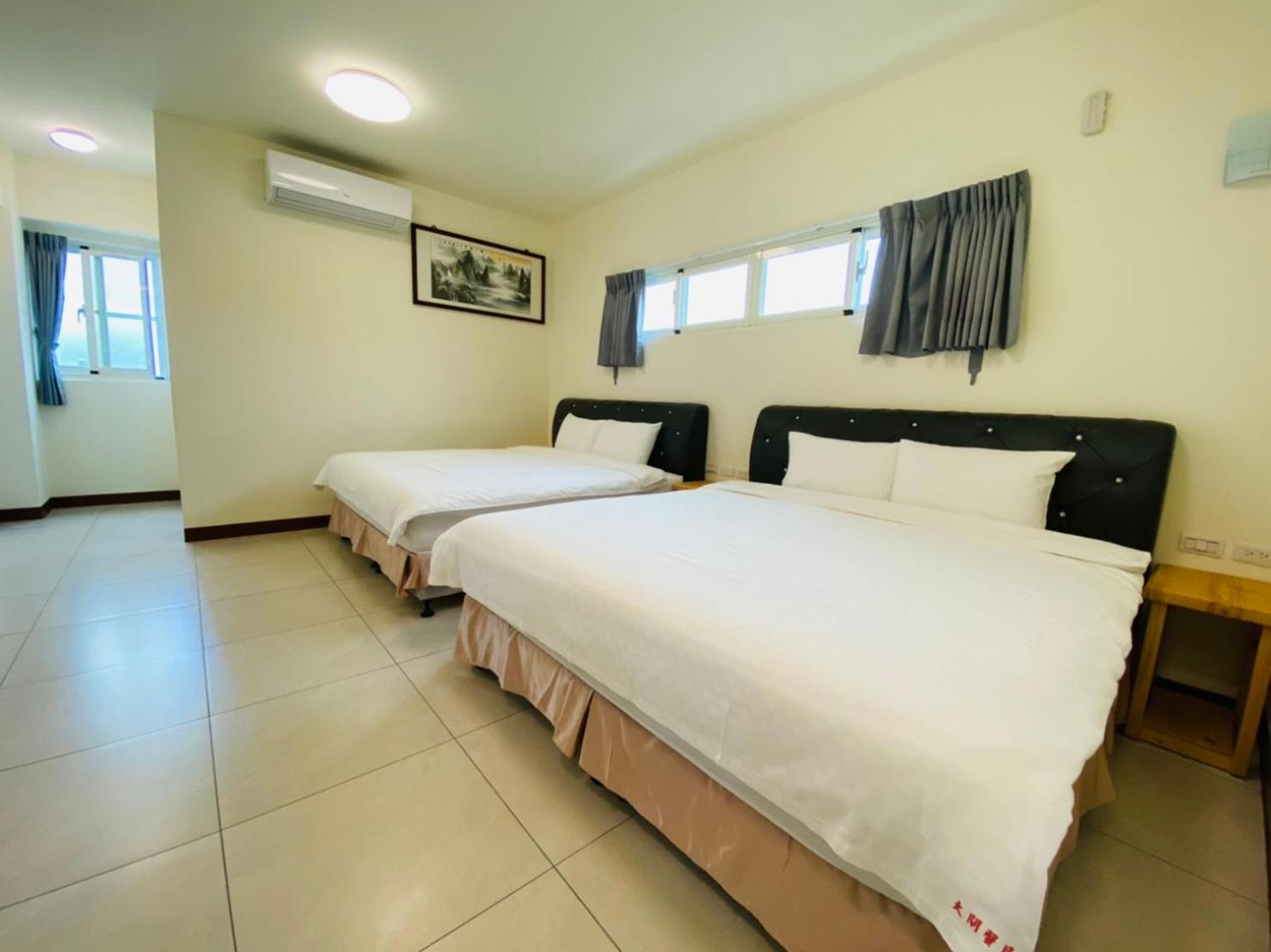 Deluxe Quadruple Room - Photo 4