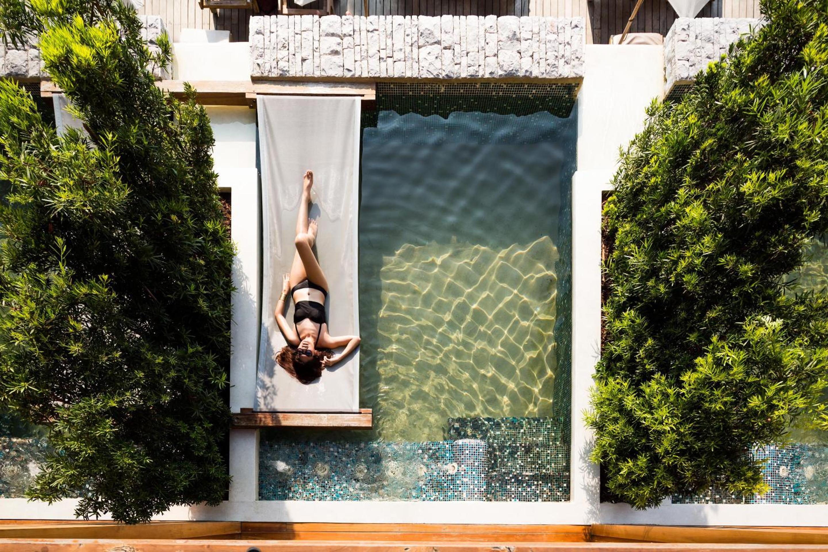 Dara Private Pool Suite with Club Benefits with Sea View