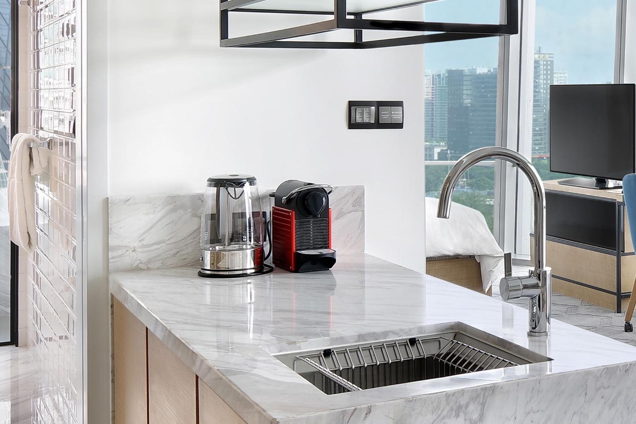 Jen 75 Skyline Plus inclusive breakfast+dinner+1-time use of Mini-bar+Welcome fruit+Happy Hour from 5:30pm to 9:00pm