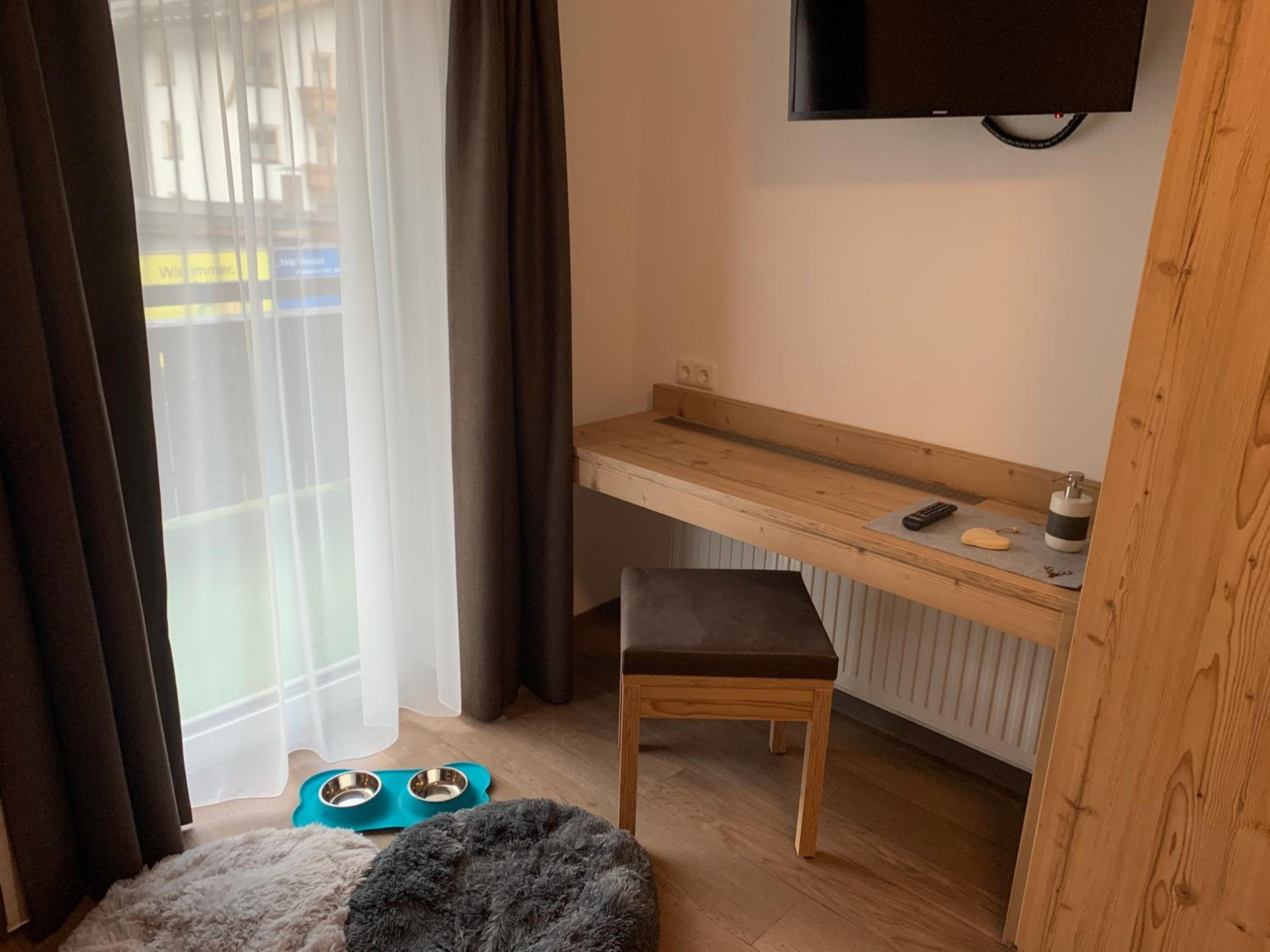 Single Room with Balcony photo 1