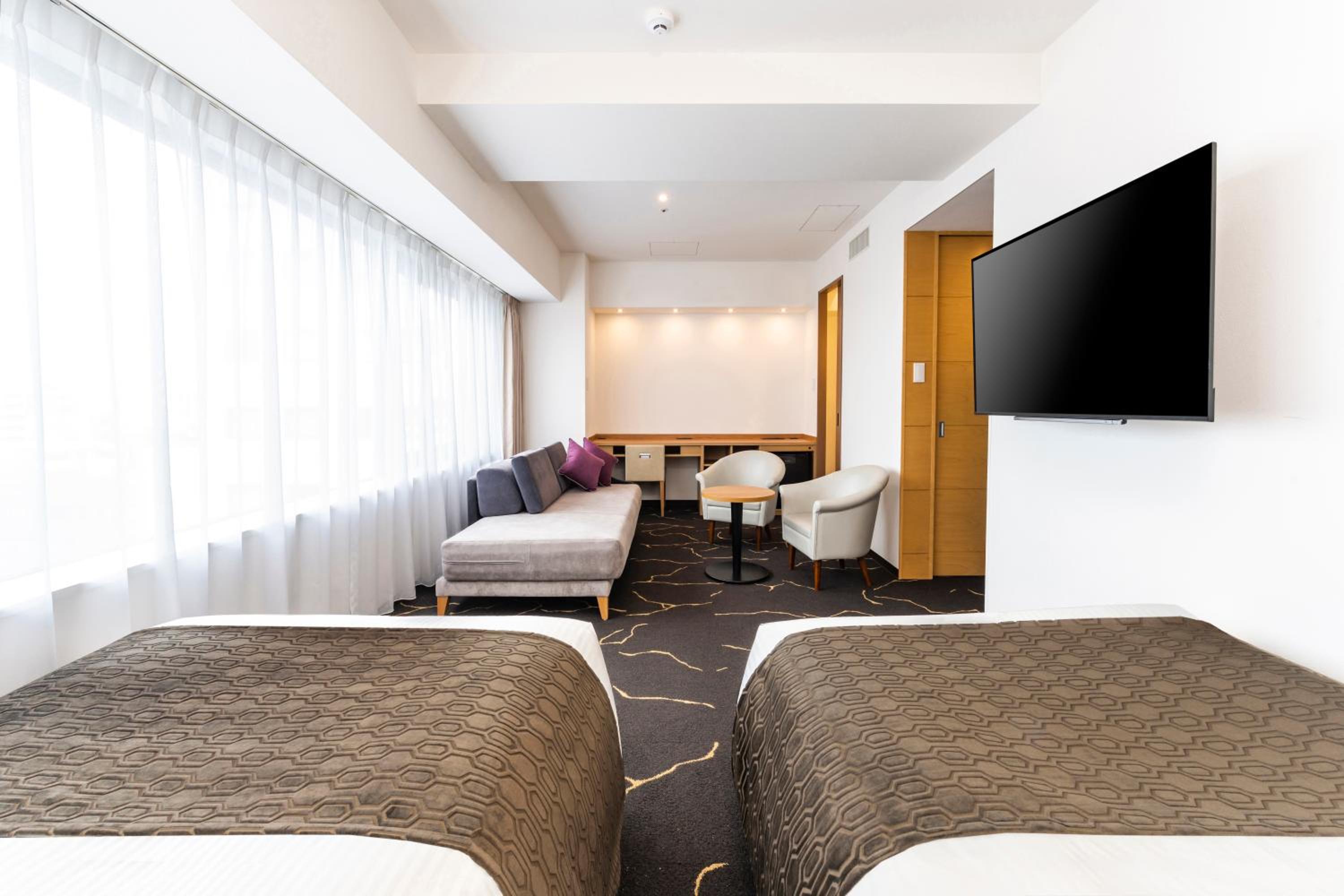 Premier Twin Room - Non-Smoking - Photo 4