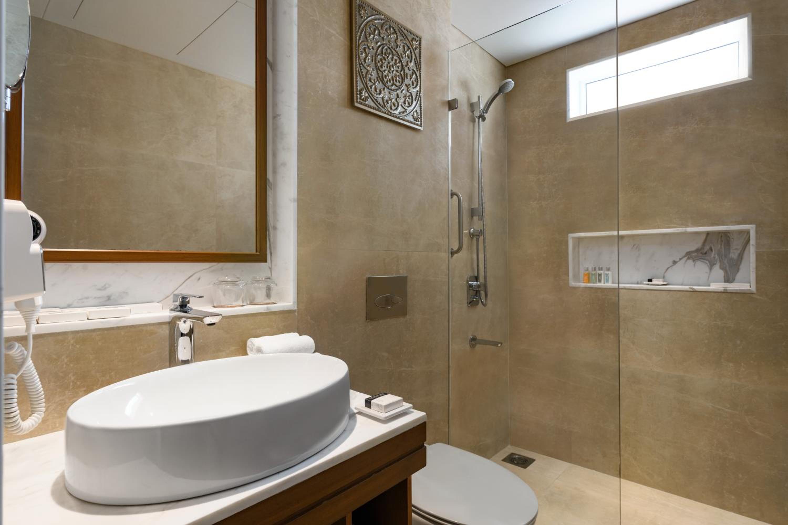 1 King Bed, Sunrise Garden Villa, Non-Smoking - Photo 7