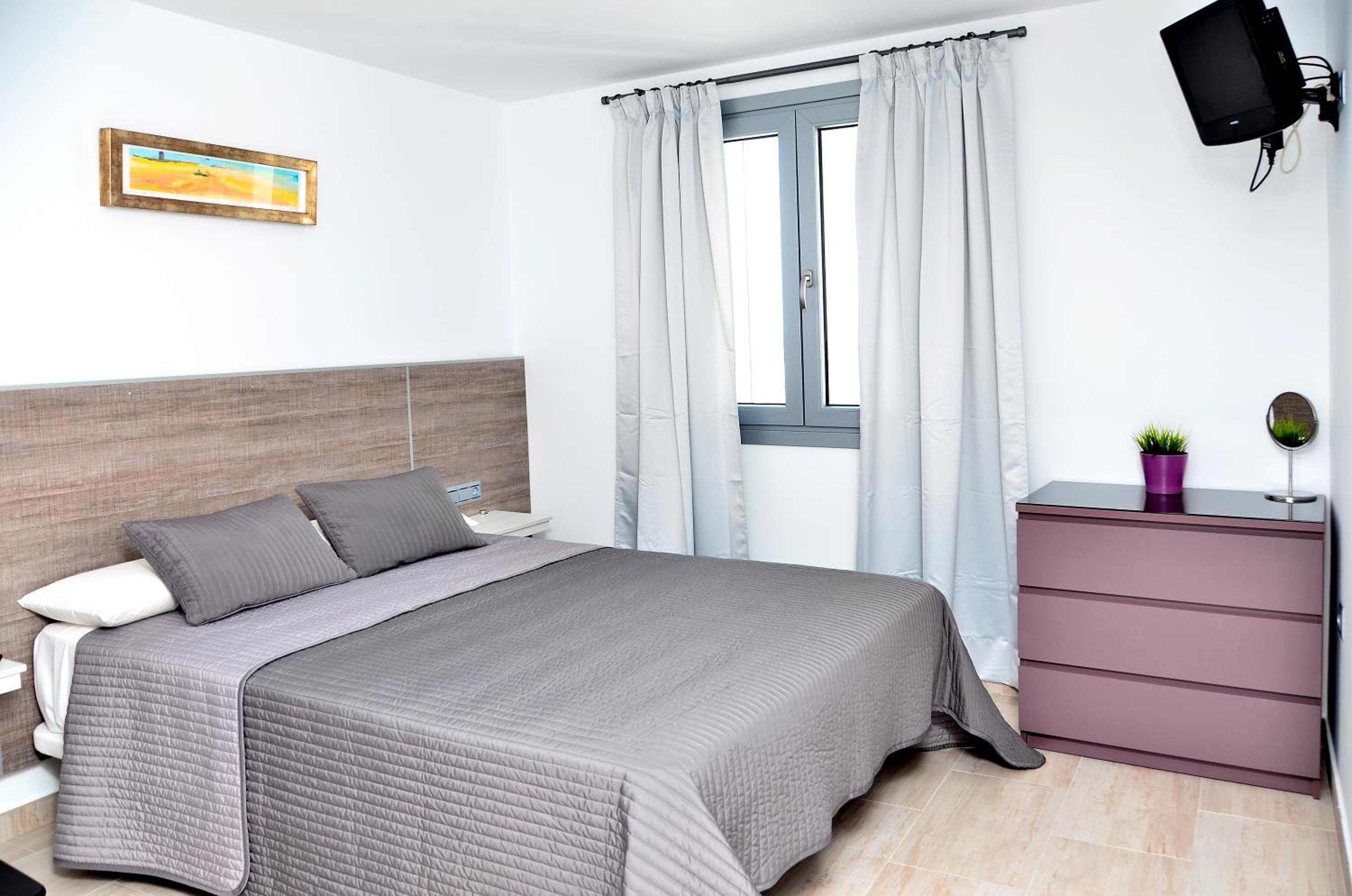 Double Room - Photo 5