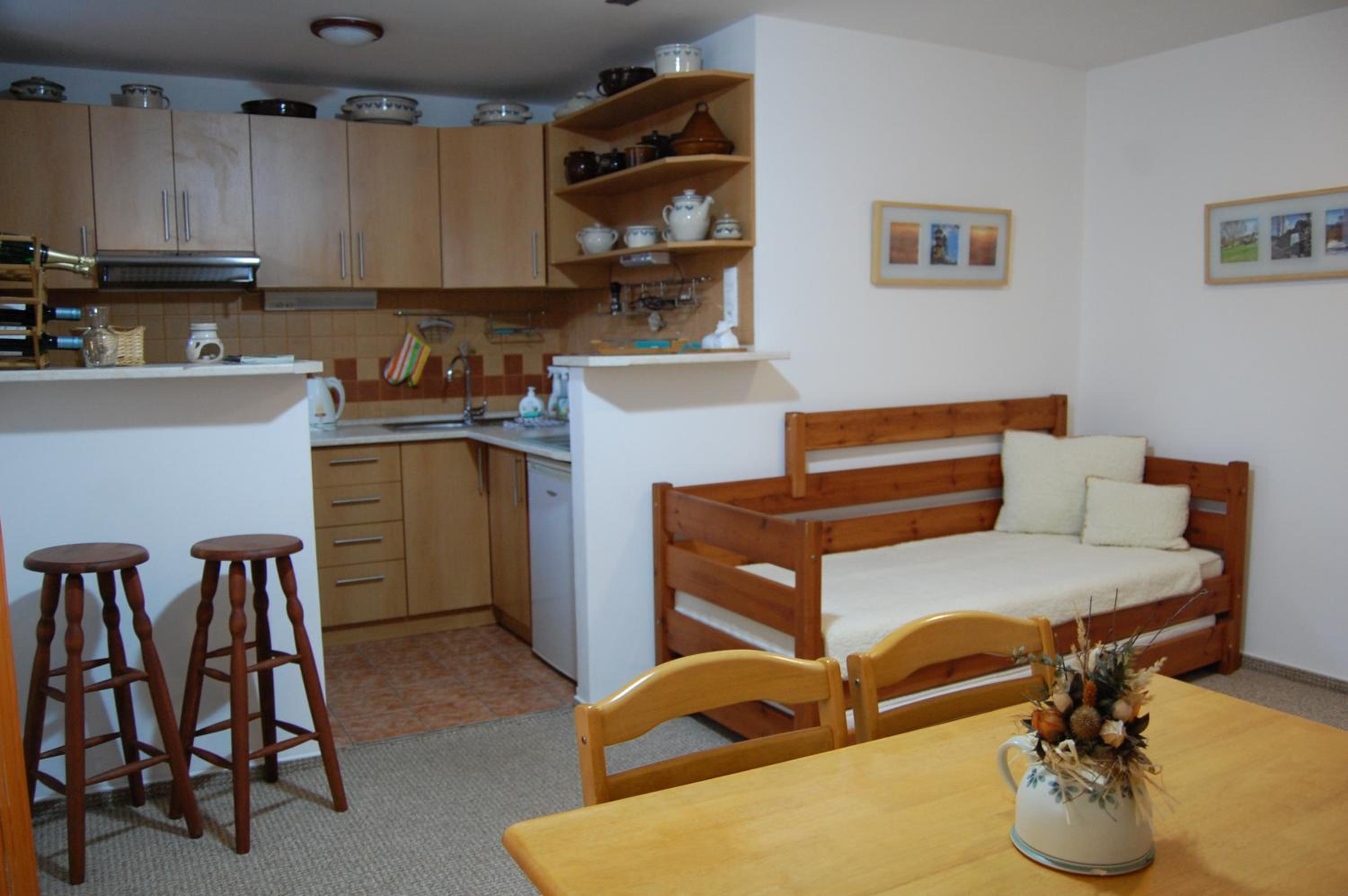 Apartment with Balcony photo 3