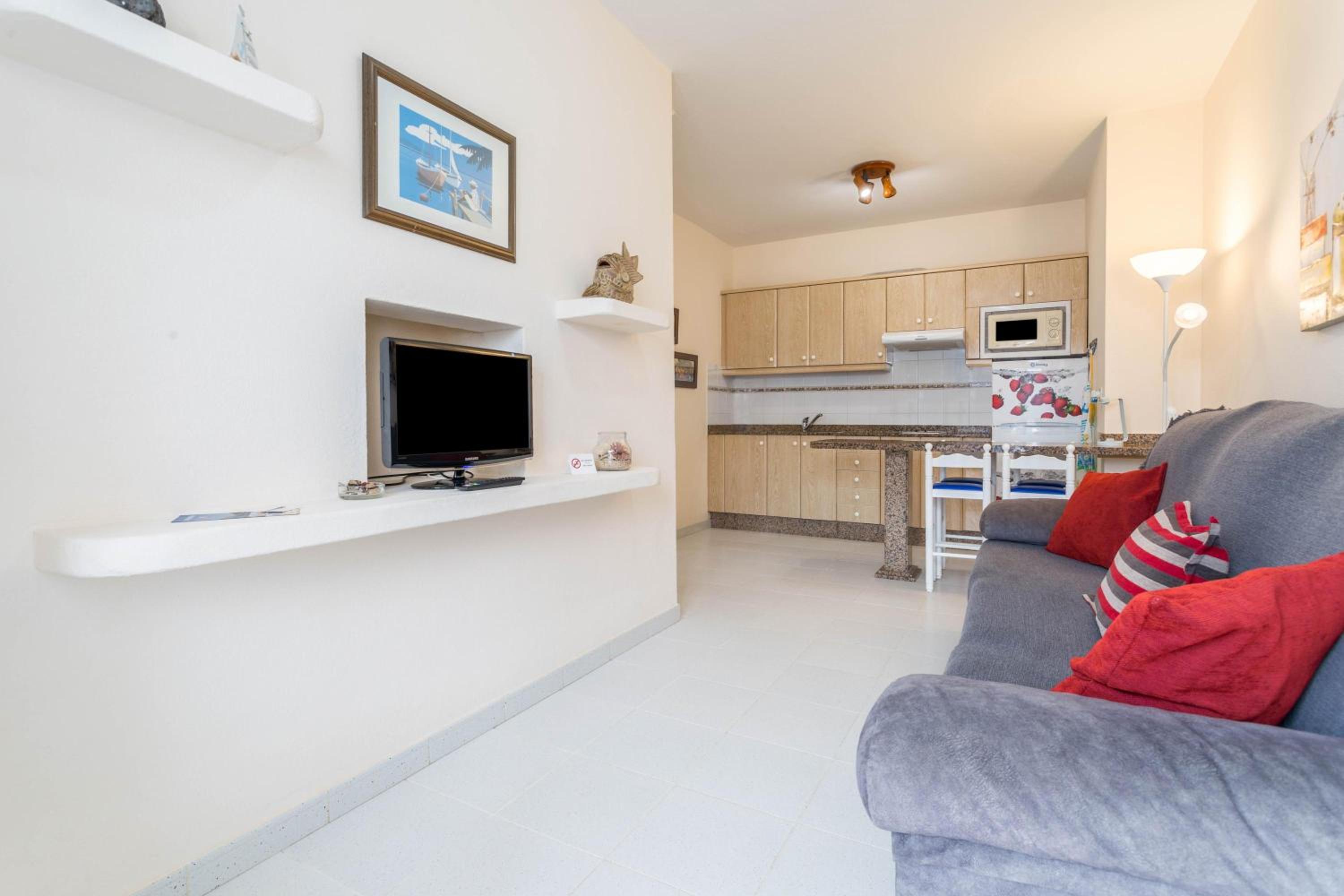 Two-Bedroom House photo 3