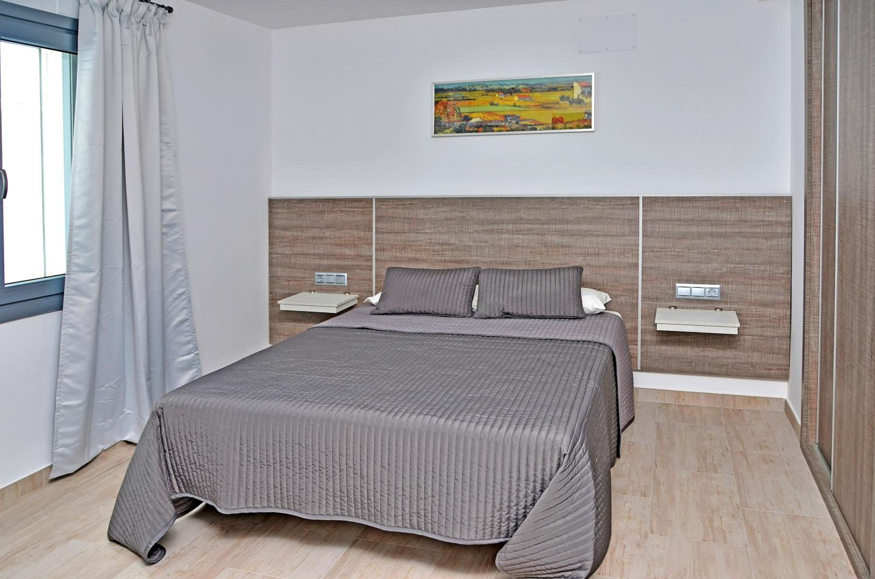 Double Room - Photo 15
