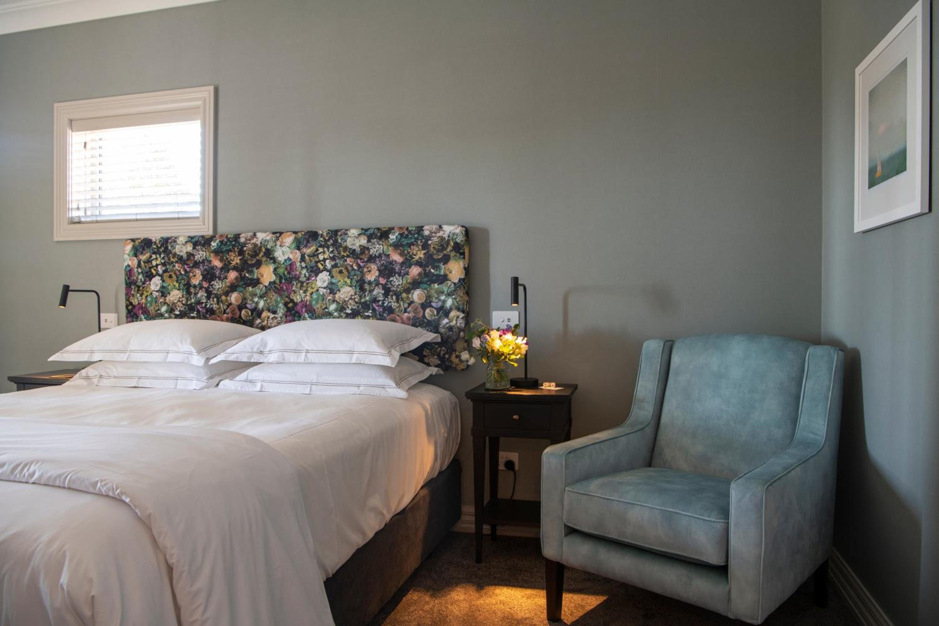 King Suite with Ocean View photo 1