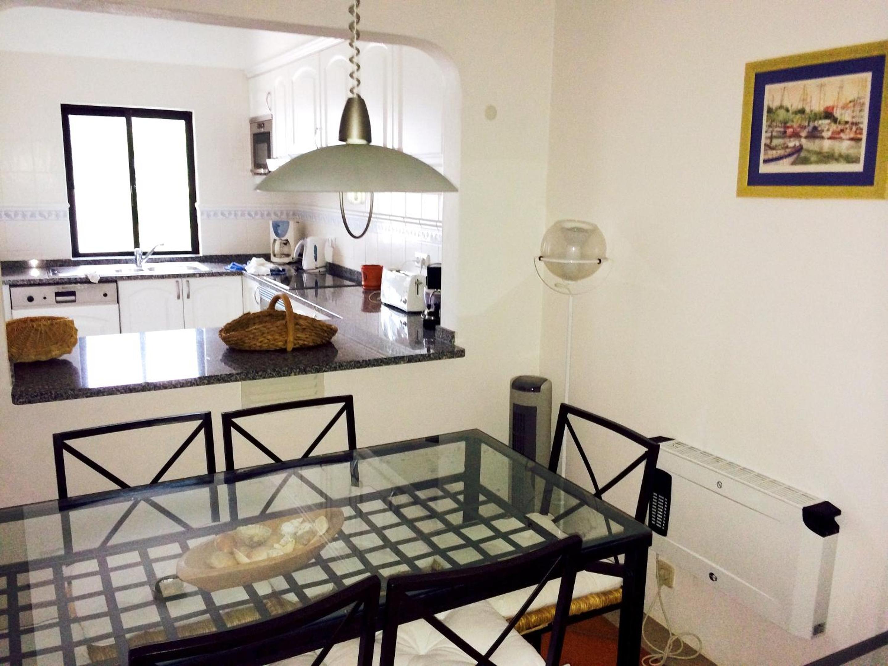 Three-Bedroom Apartment photo 1