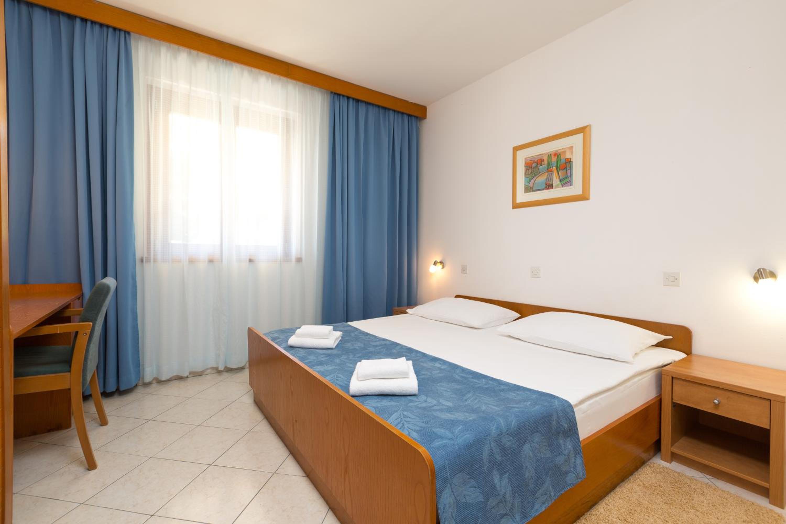 Two-Bedroom Apartment (5 Adults) photo 1